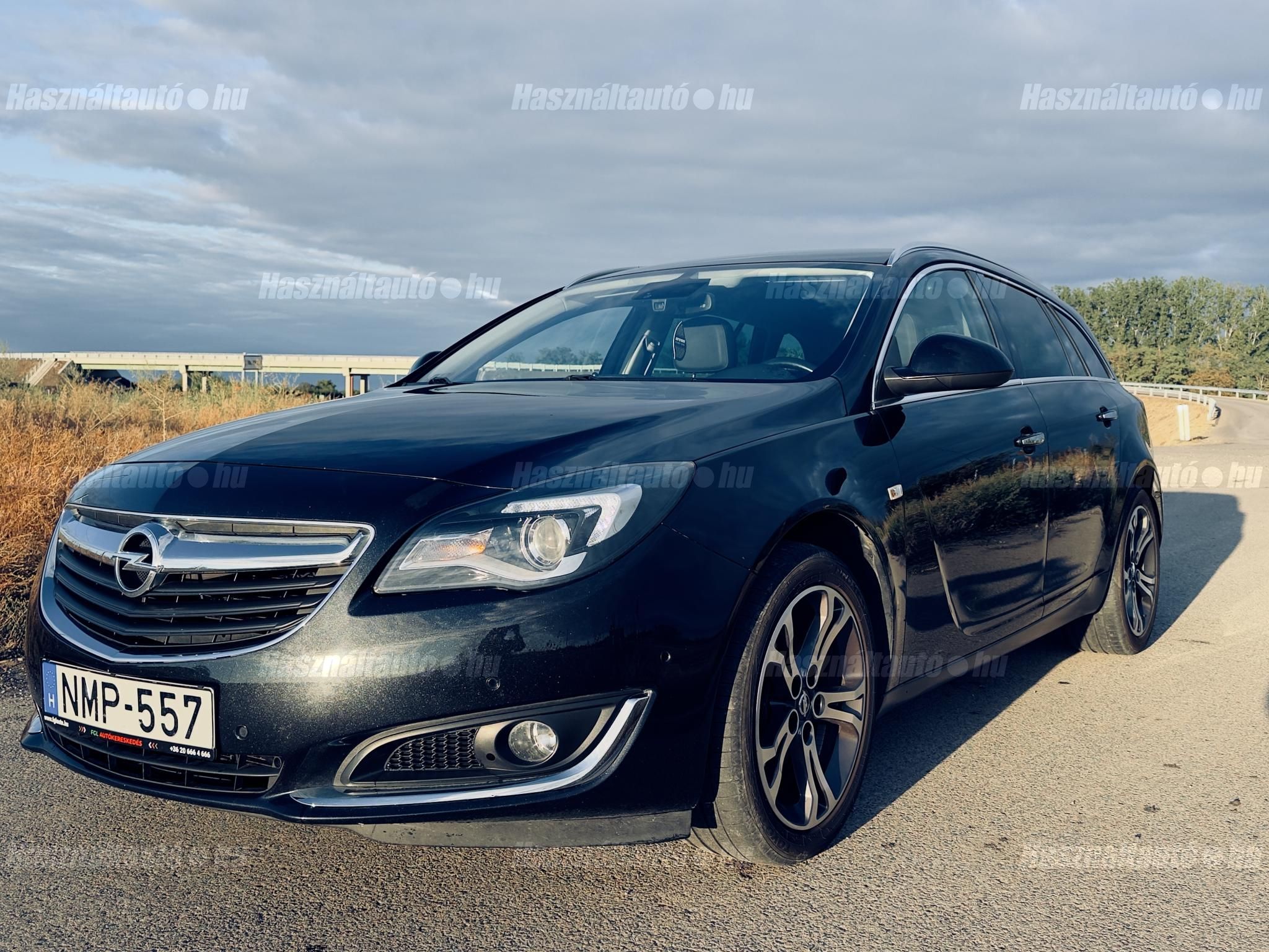OPEL INSIGNIA 2015/12 - 1
