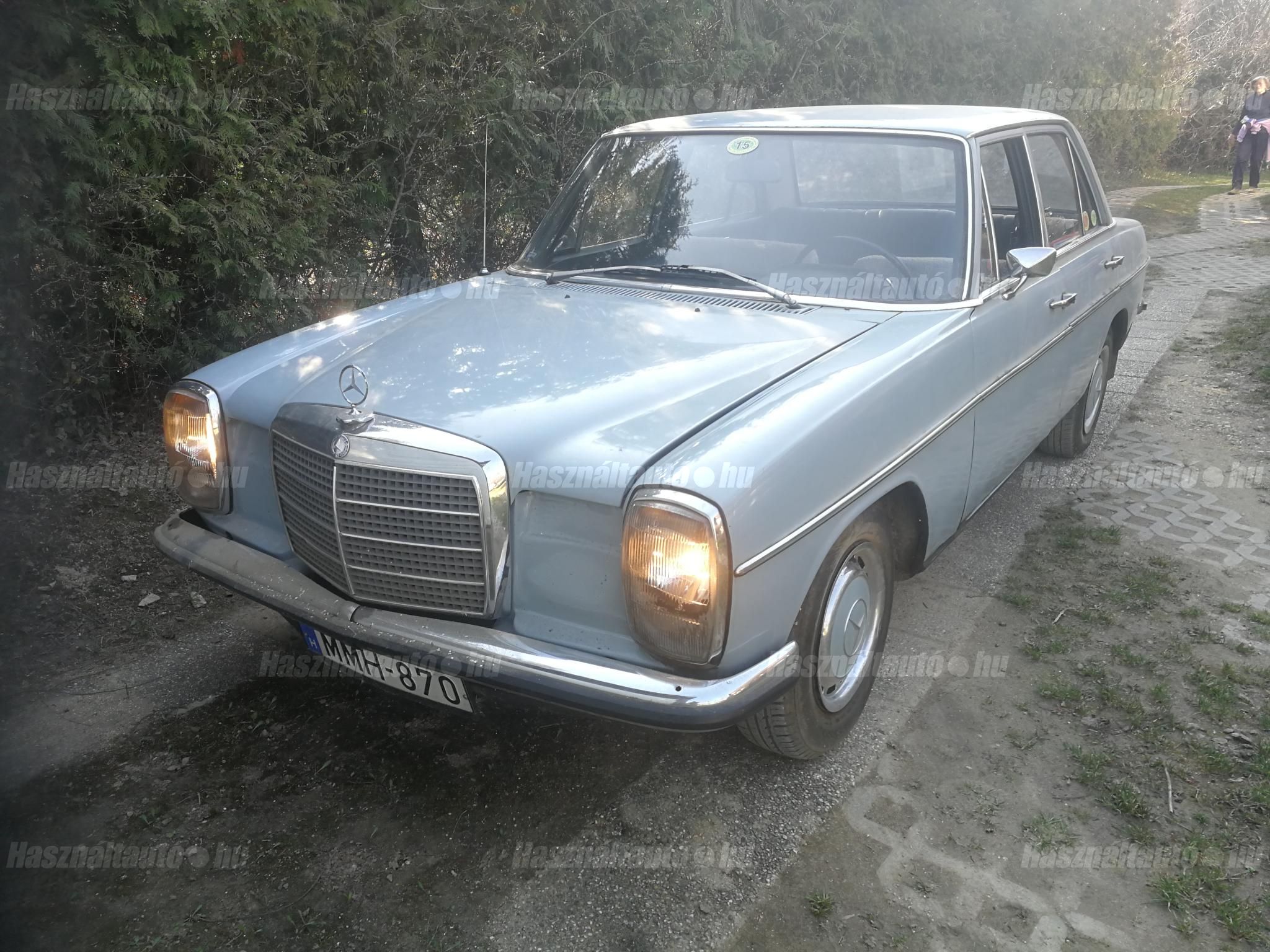 MERCEDES-BENZ E-OSZTÁLY 1971/1 - 1
