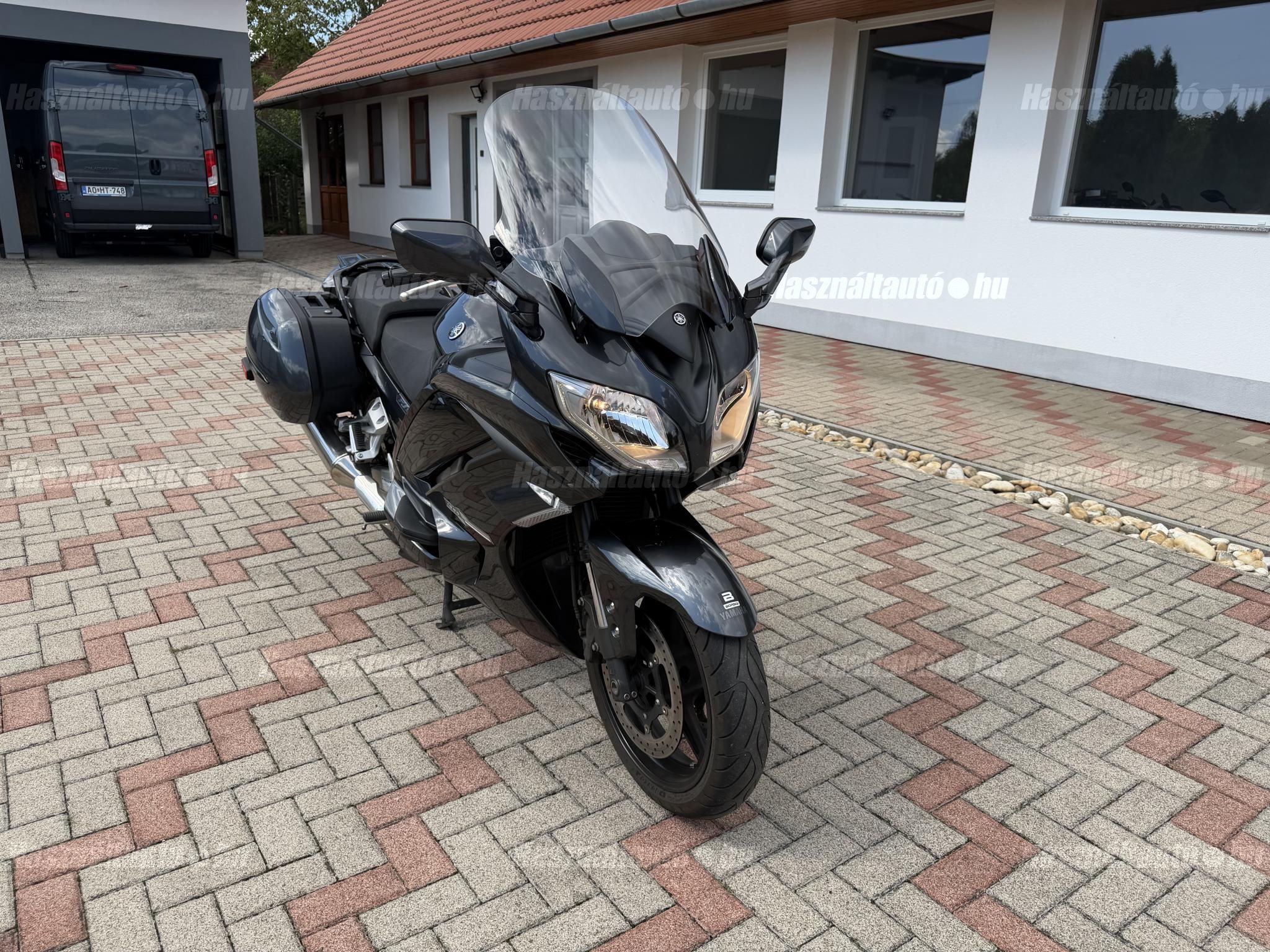 YAMAHA FJR 1300 2018/8 - 1