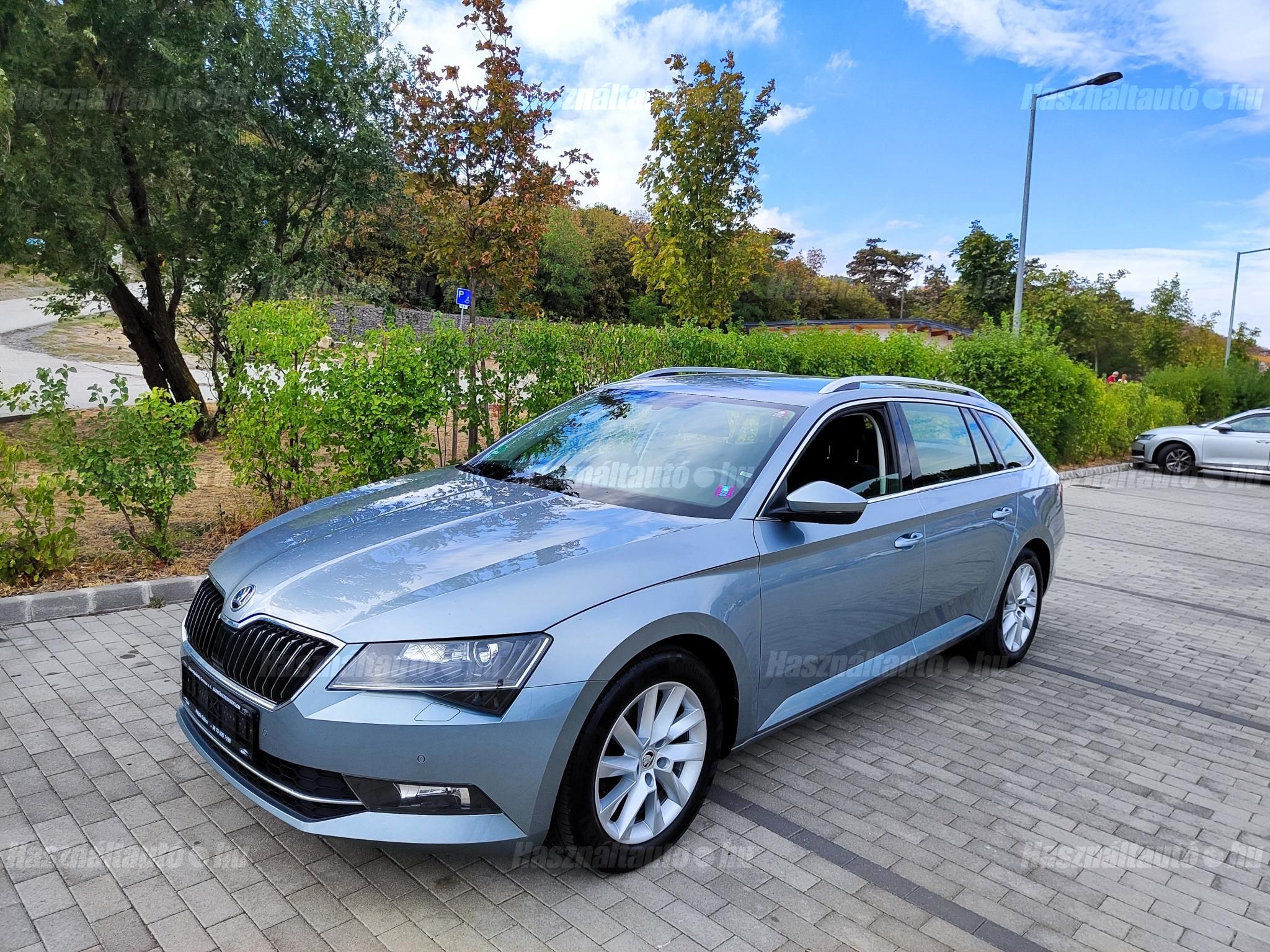 SKODA SUPERB 2019/5 - 1
