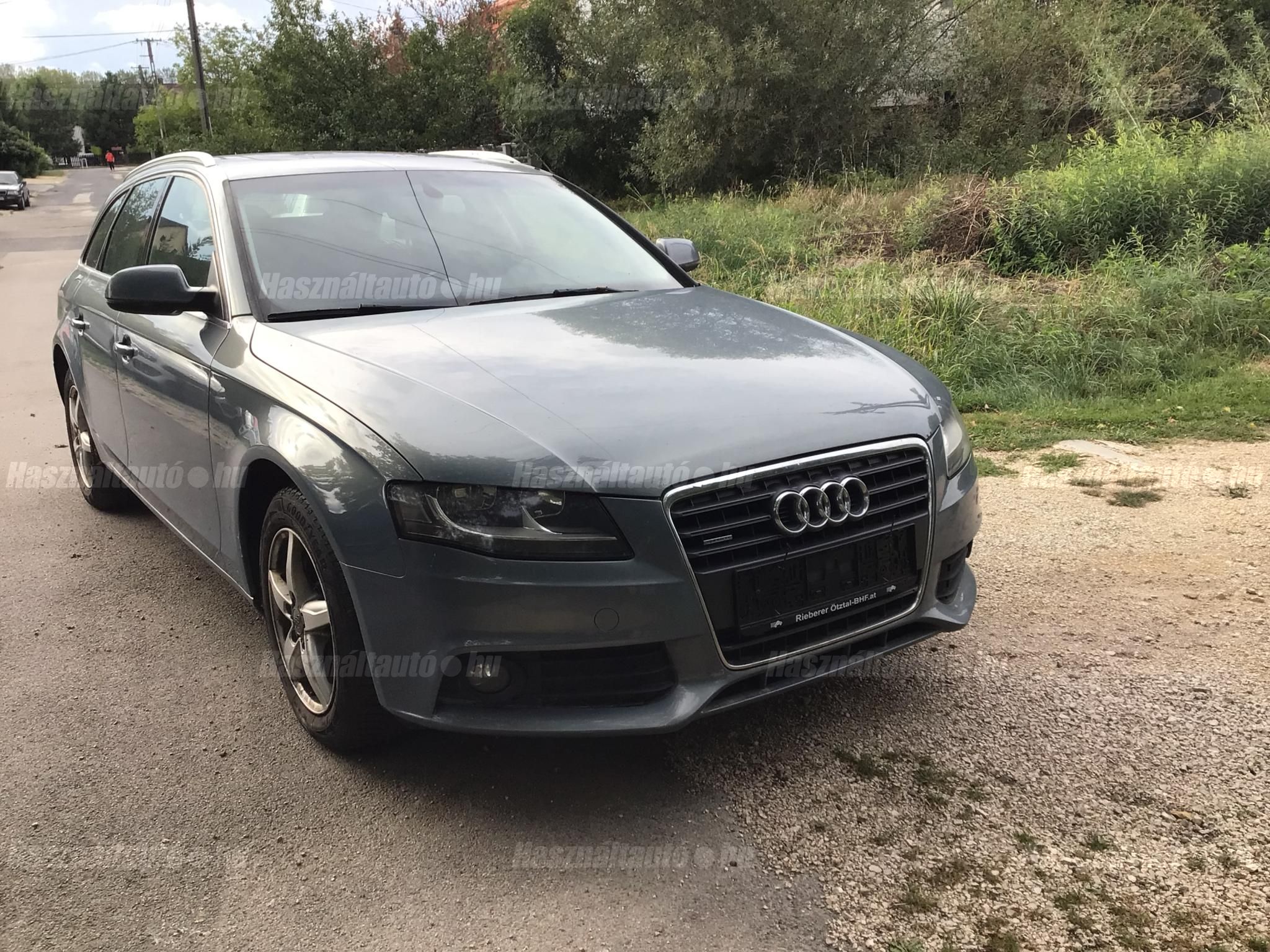AUDI A4 2010/3 - 1
