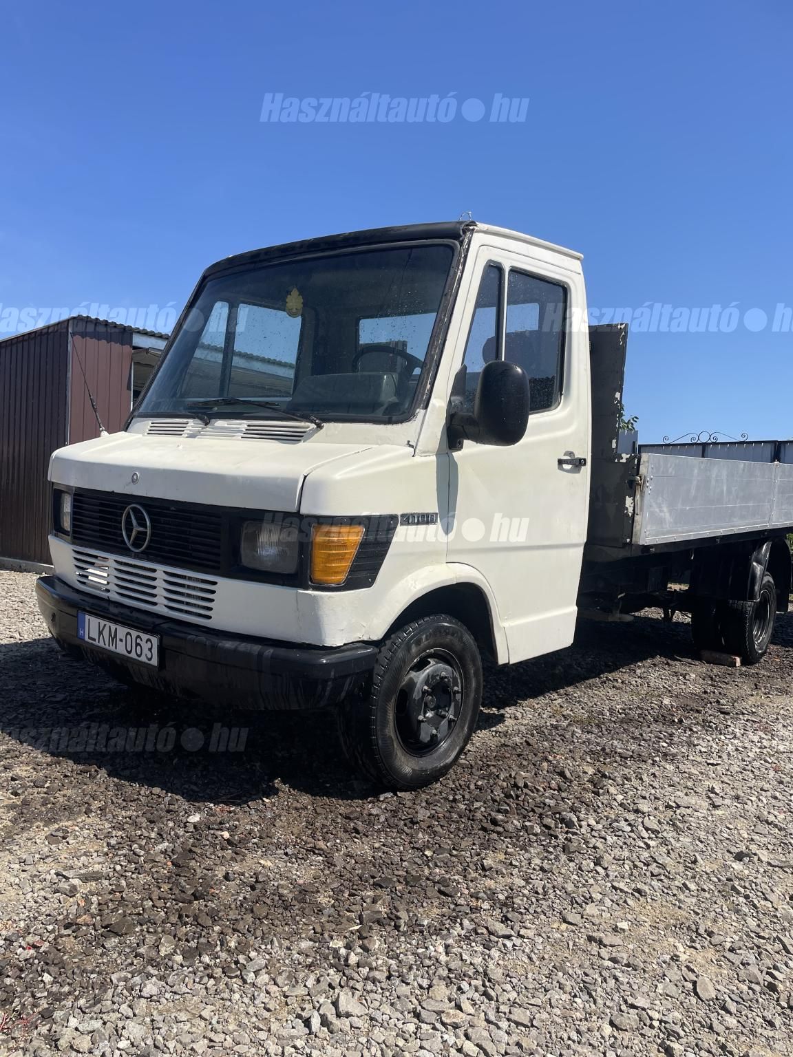 MERCEDES-BENZ 410 1990/8 - 1