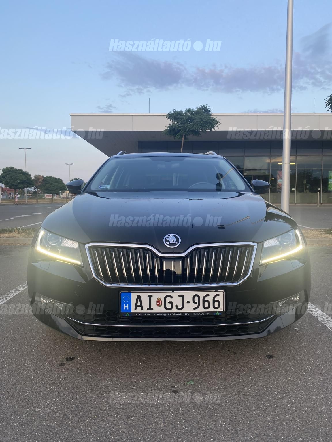 SKODA SUPERB 2019/7 - 1