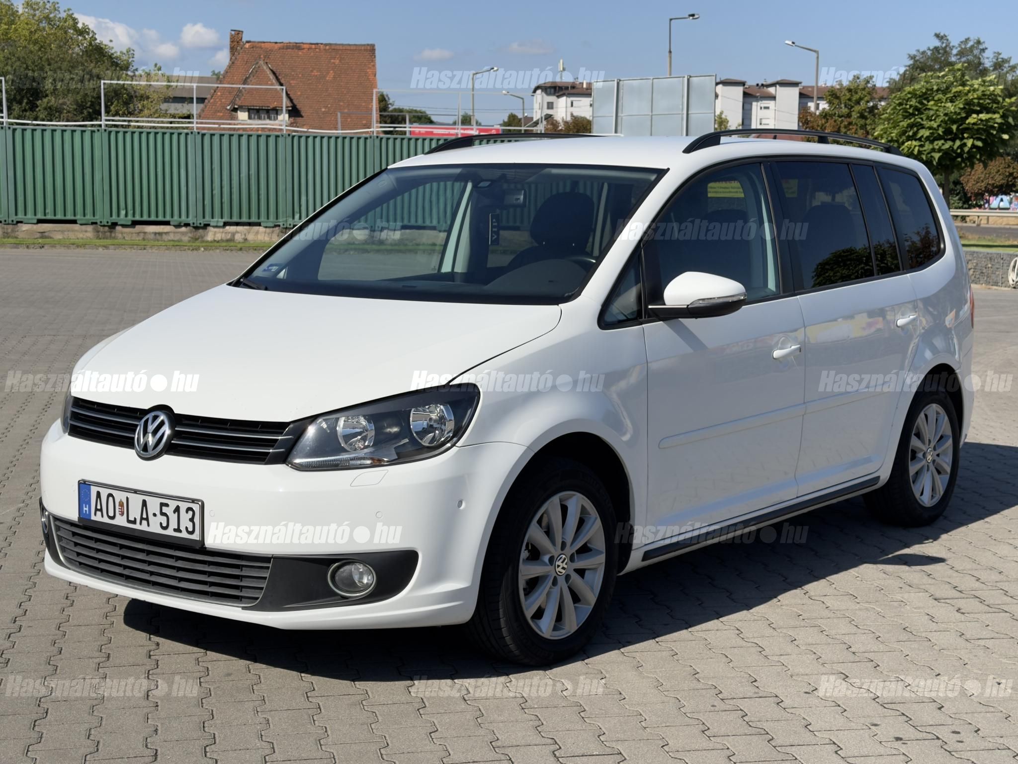 VOLKSWAGEN TOURAN 2015/8 - 1
