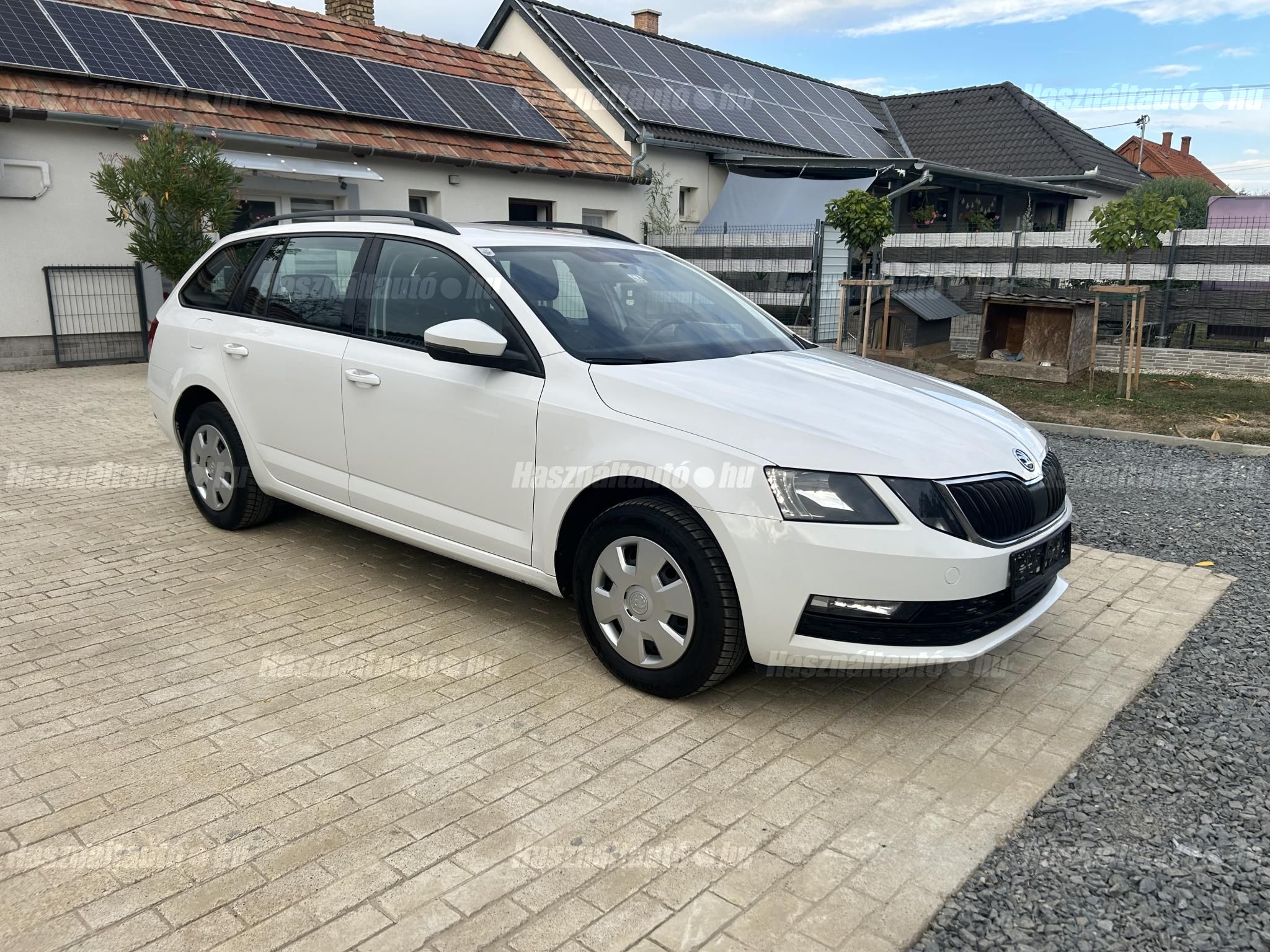 SKODA OCTAVIA 2017/10 - 1