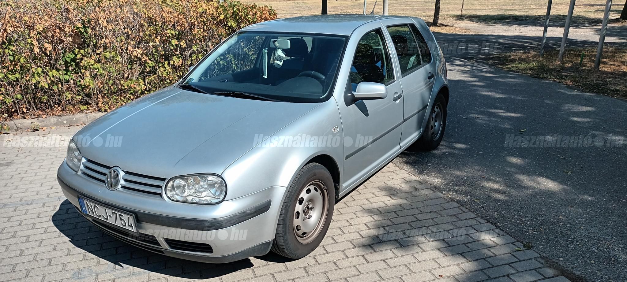 VOLKSWAGEN GOLF IV 2001/3 - 1