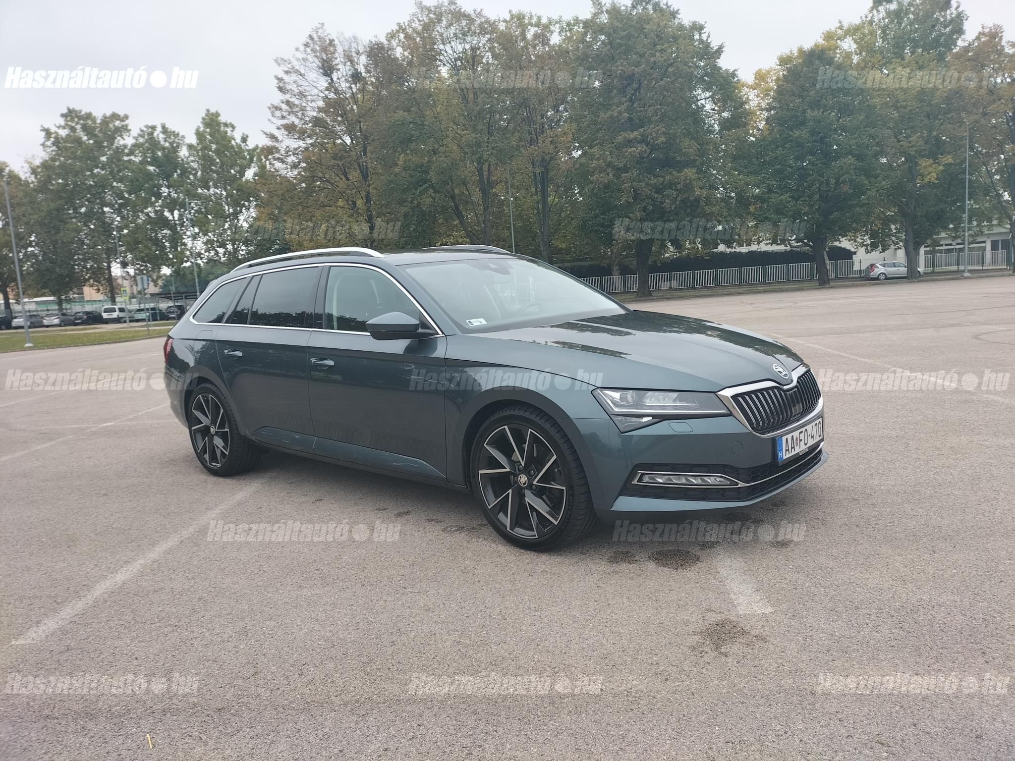 SKODA SUPERB 2019/12 - 1