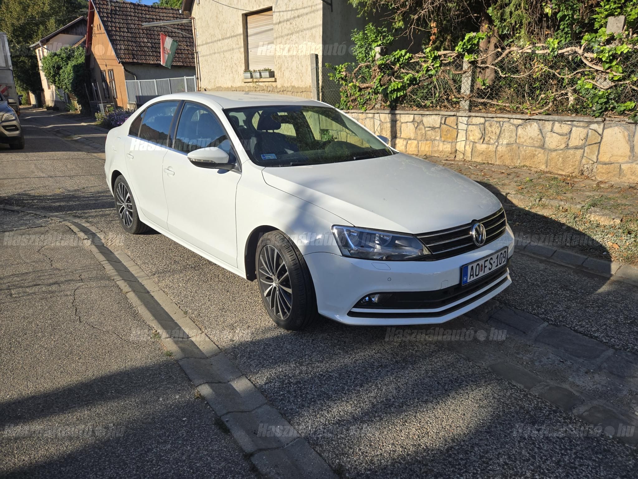 VOLKSWAGEN JETTA 2018/4 - 1