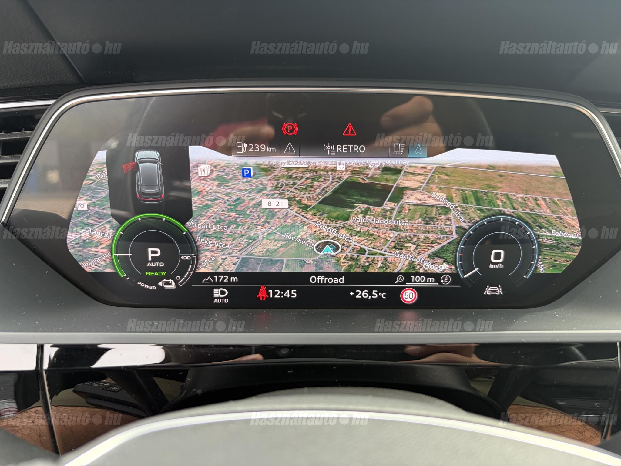 AUDI E-TRON 2022/8 - 1