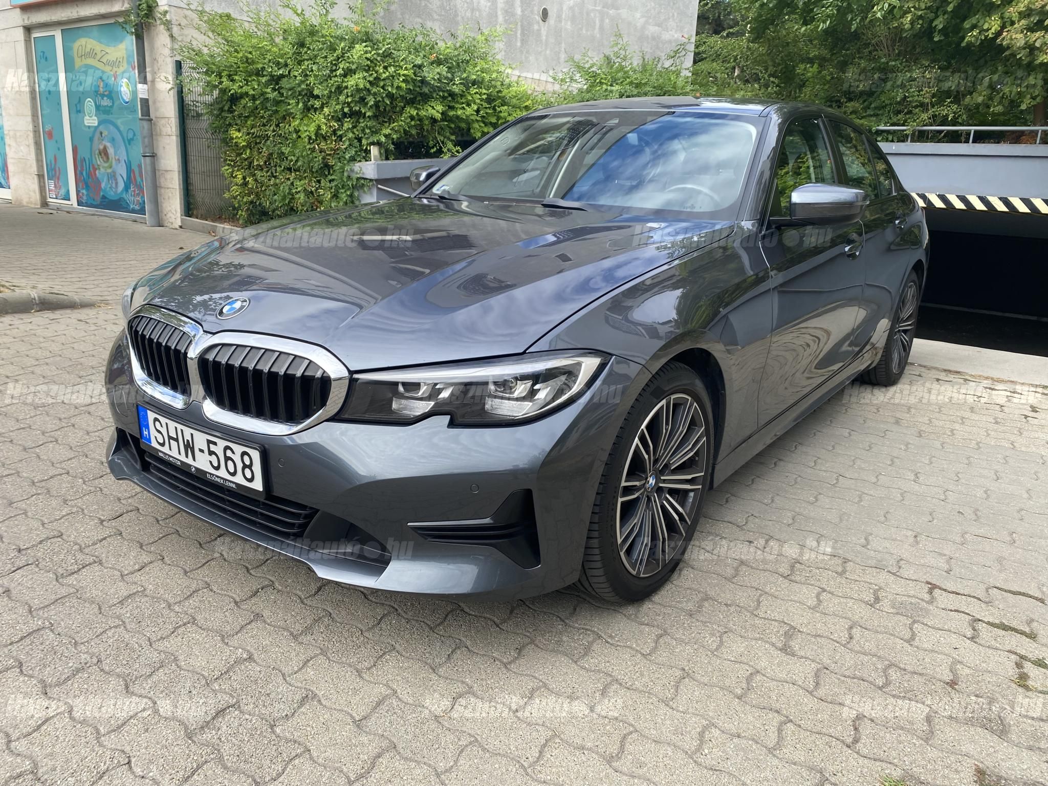 BMW 318 2020/11 - 1