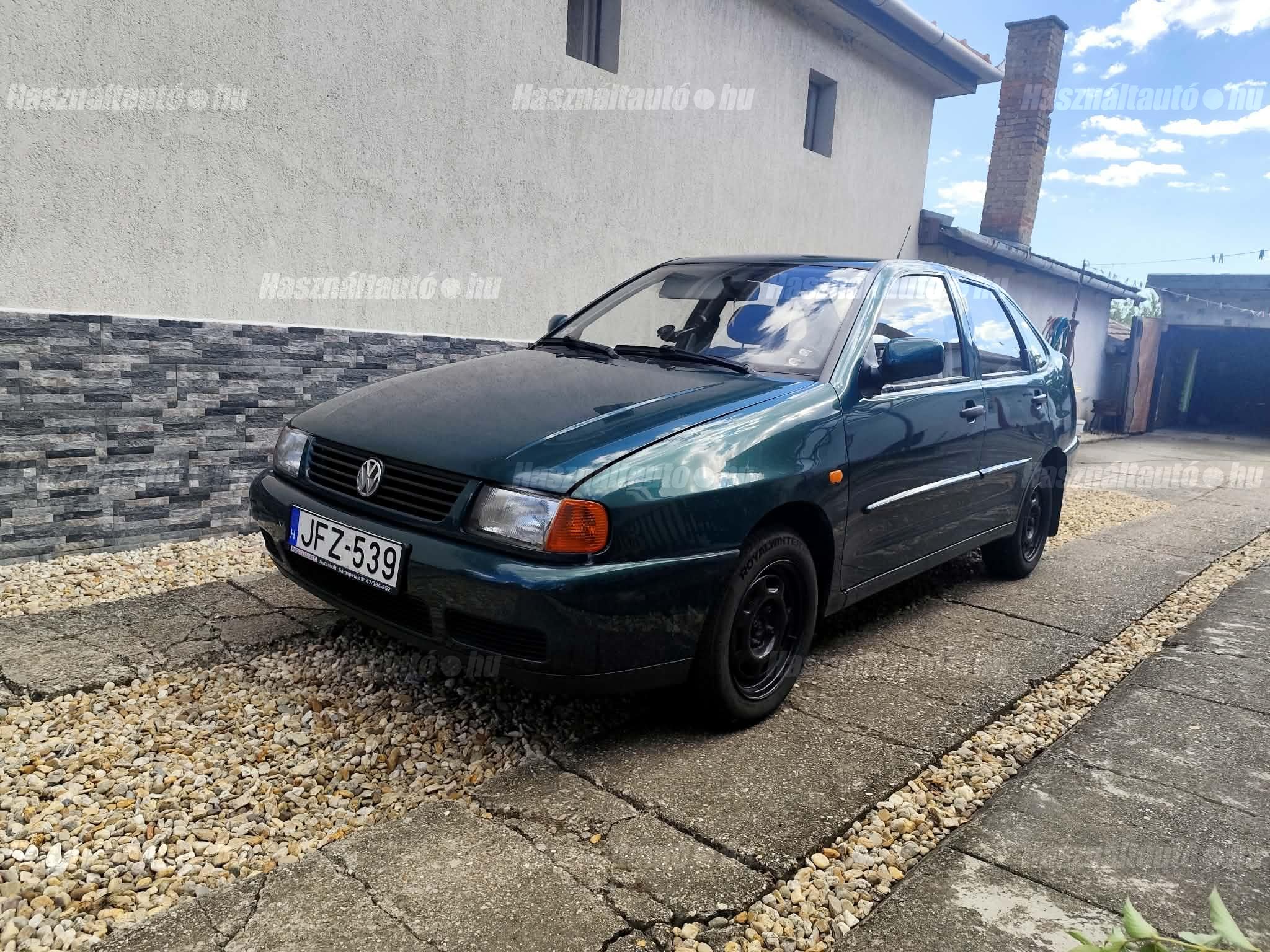 VOLKSWAGEN POLO 1998 - 1