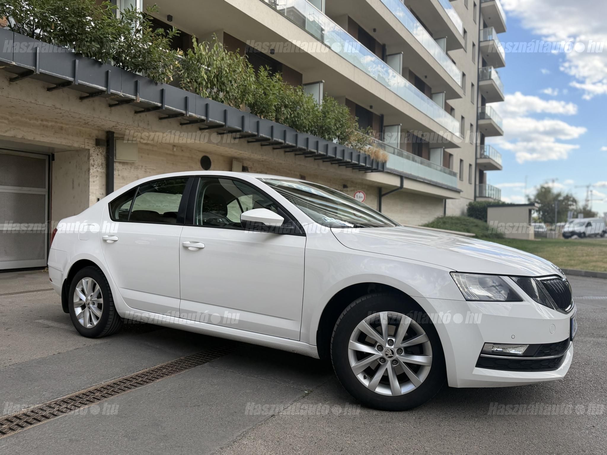 SKODA OCTAVIA 2018/12 - 1