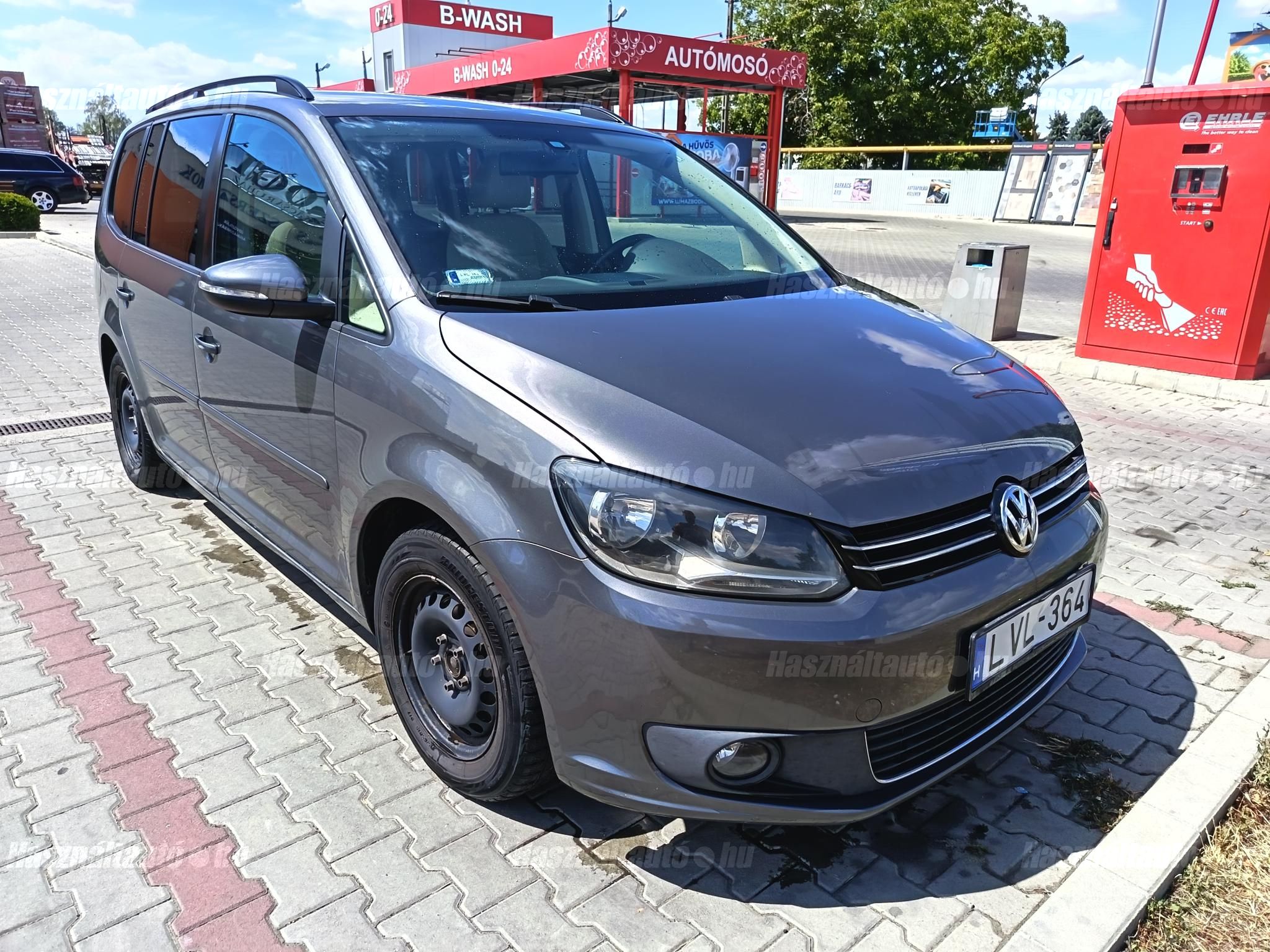 VOLKSWAGEN TOURAN 2011/4 - 1