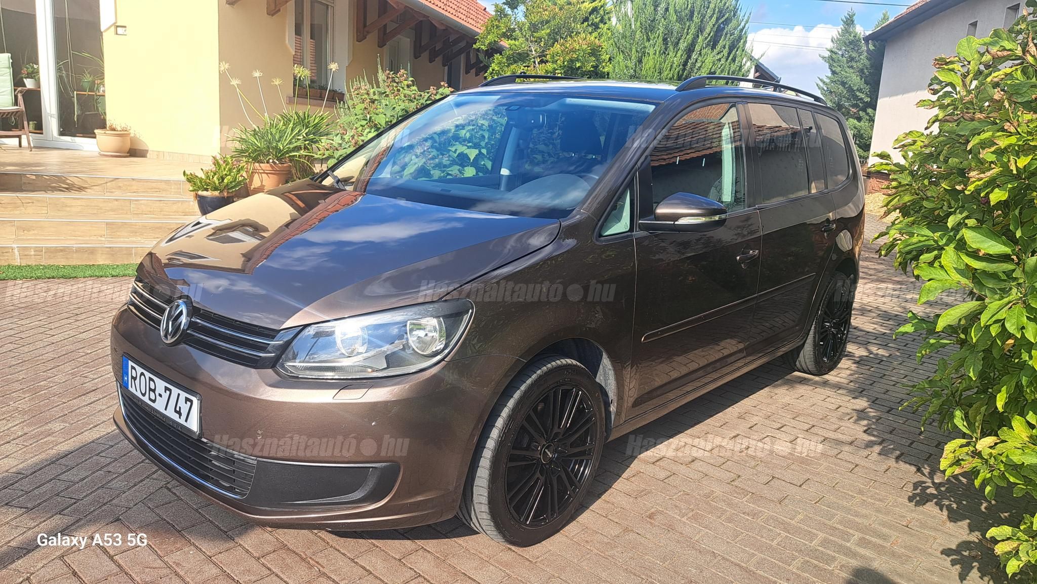 VOLKSWAGEN TOURAN 2011/10 - 1