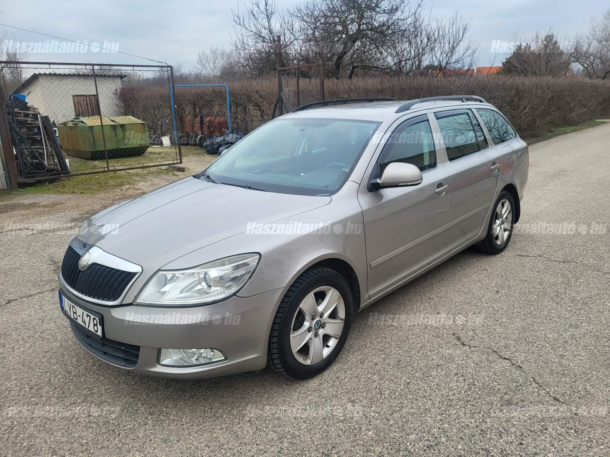 SKODA OCTAVIA 2011/9 - 1