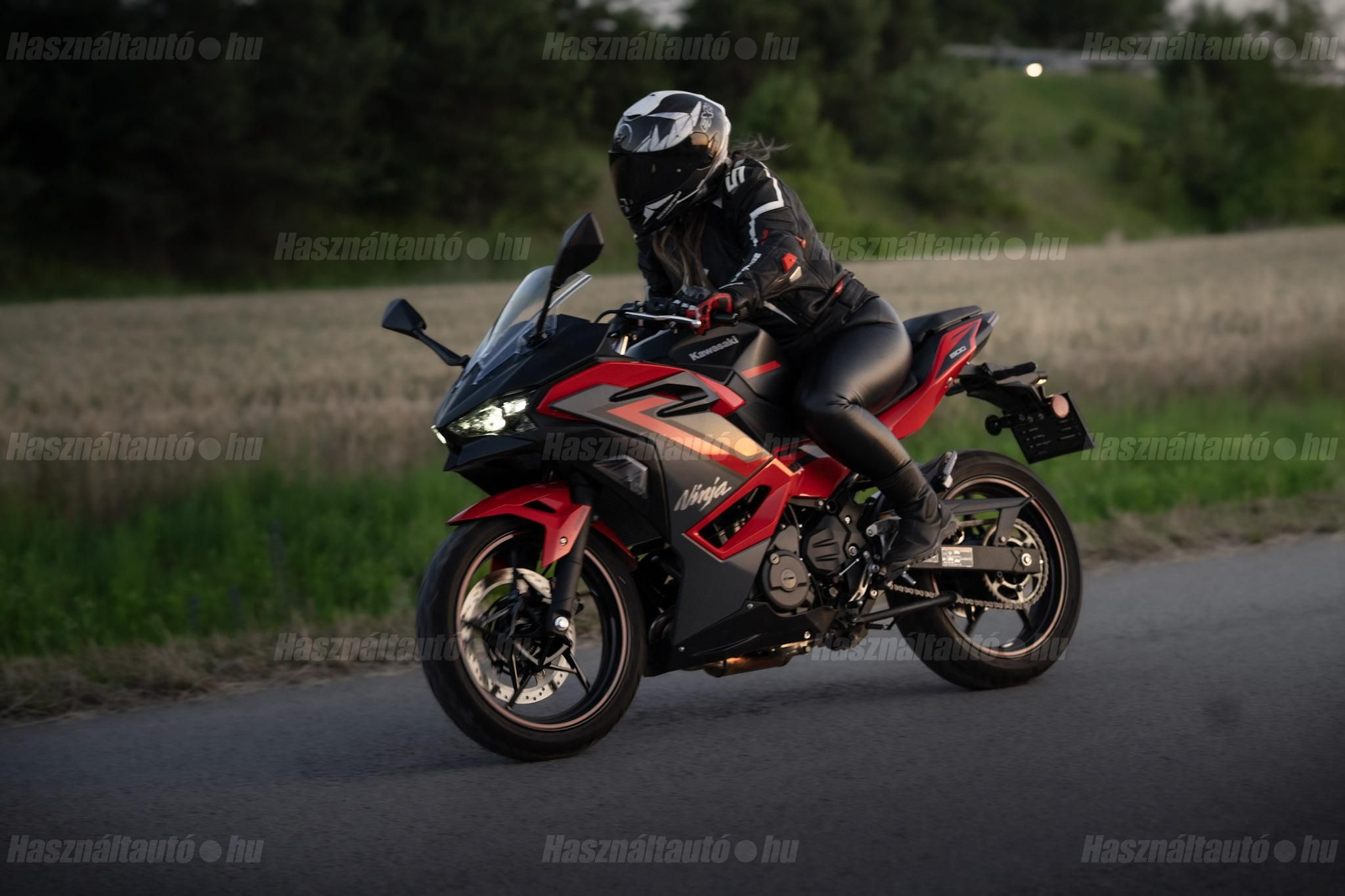KAWASAKI NINJA 500 2025/5 - 1