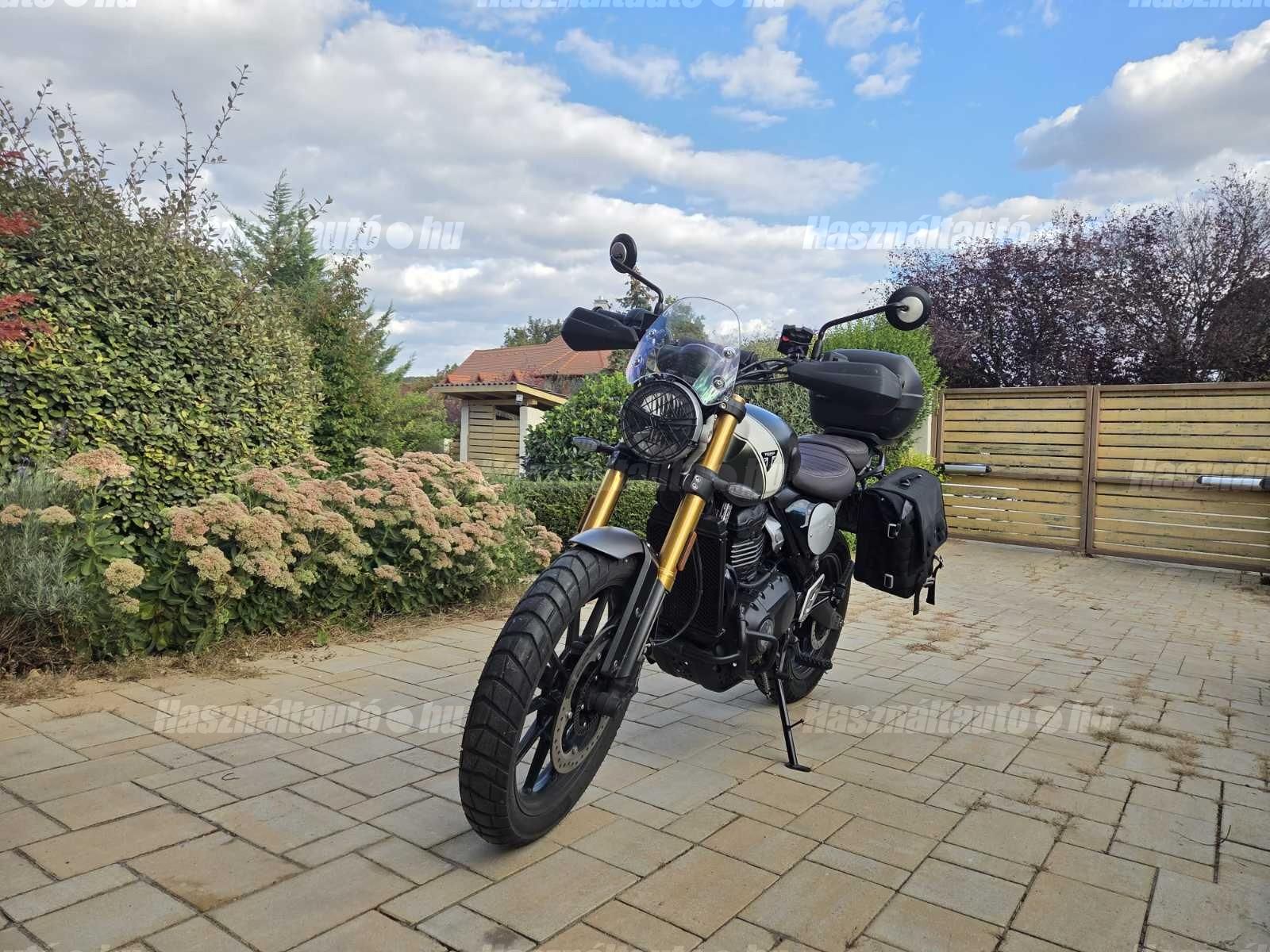 TRIUMPH SCRAMBLER 2024 - 1
