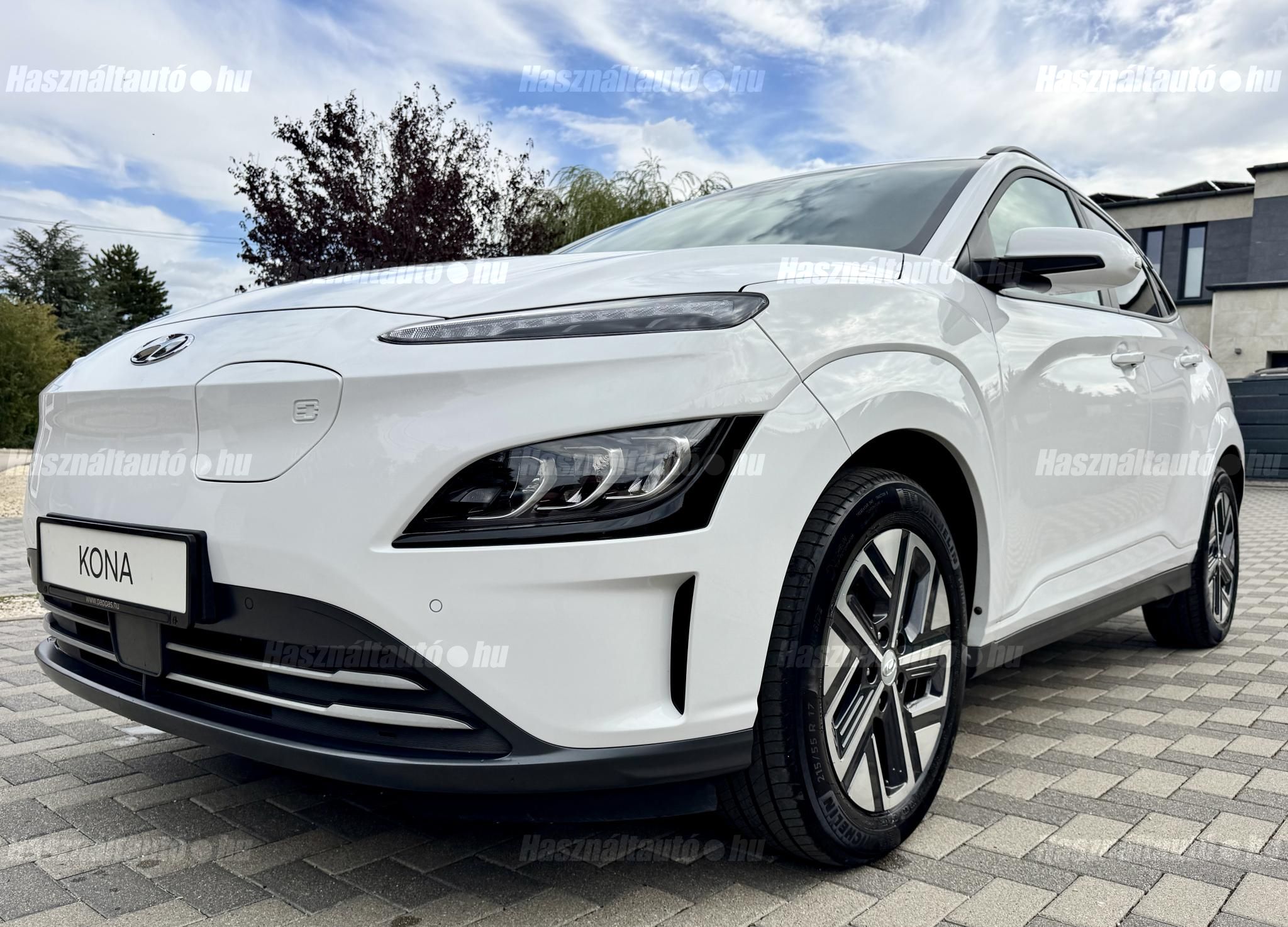 HYUNDAI KONA 2023/3 - 1
