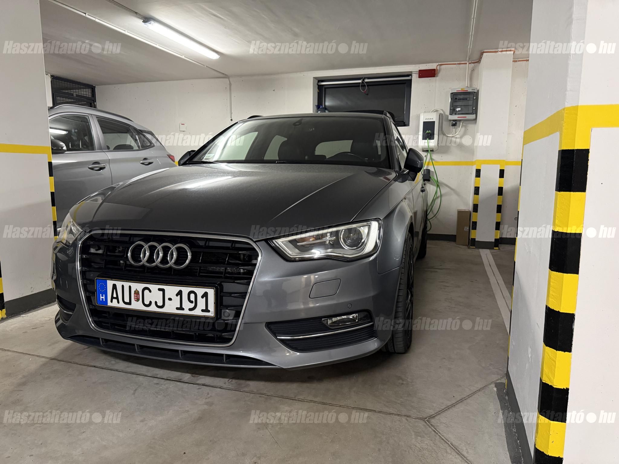 AUDI A3 2015/10 - 1