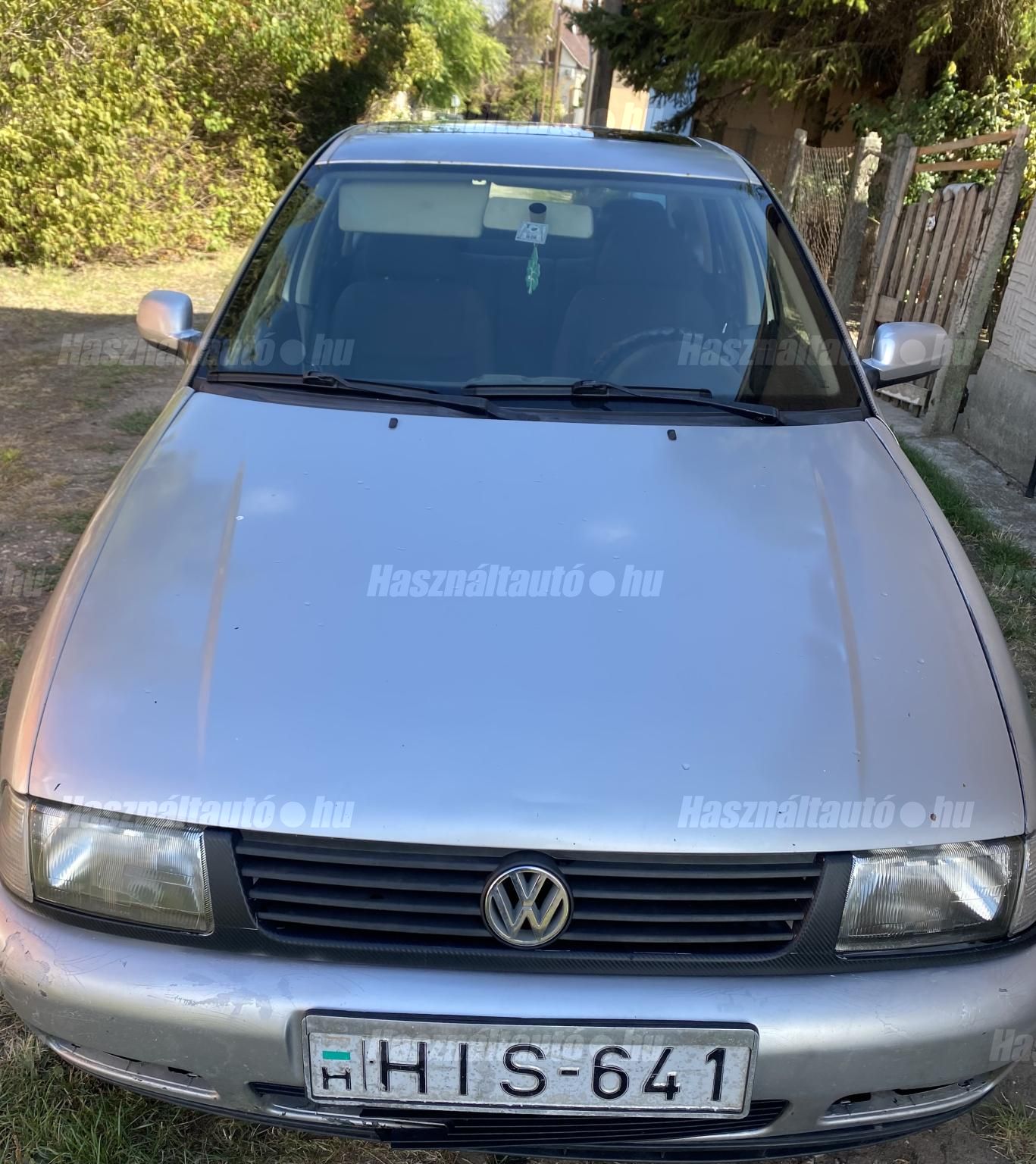 VOLKSWAGEN POLO 2000/9 - 1