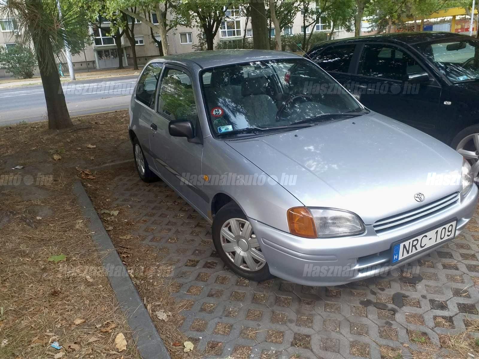 TOYOTA STARLET 1997/12 - 1