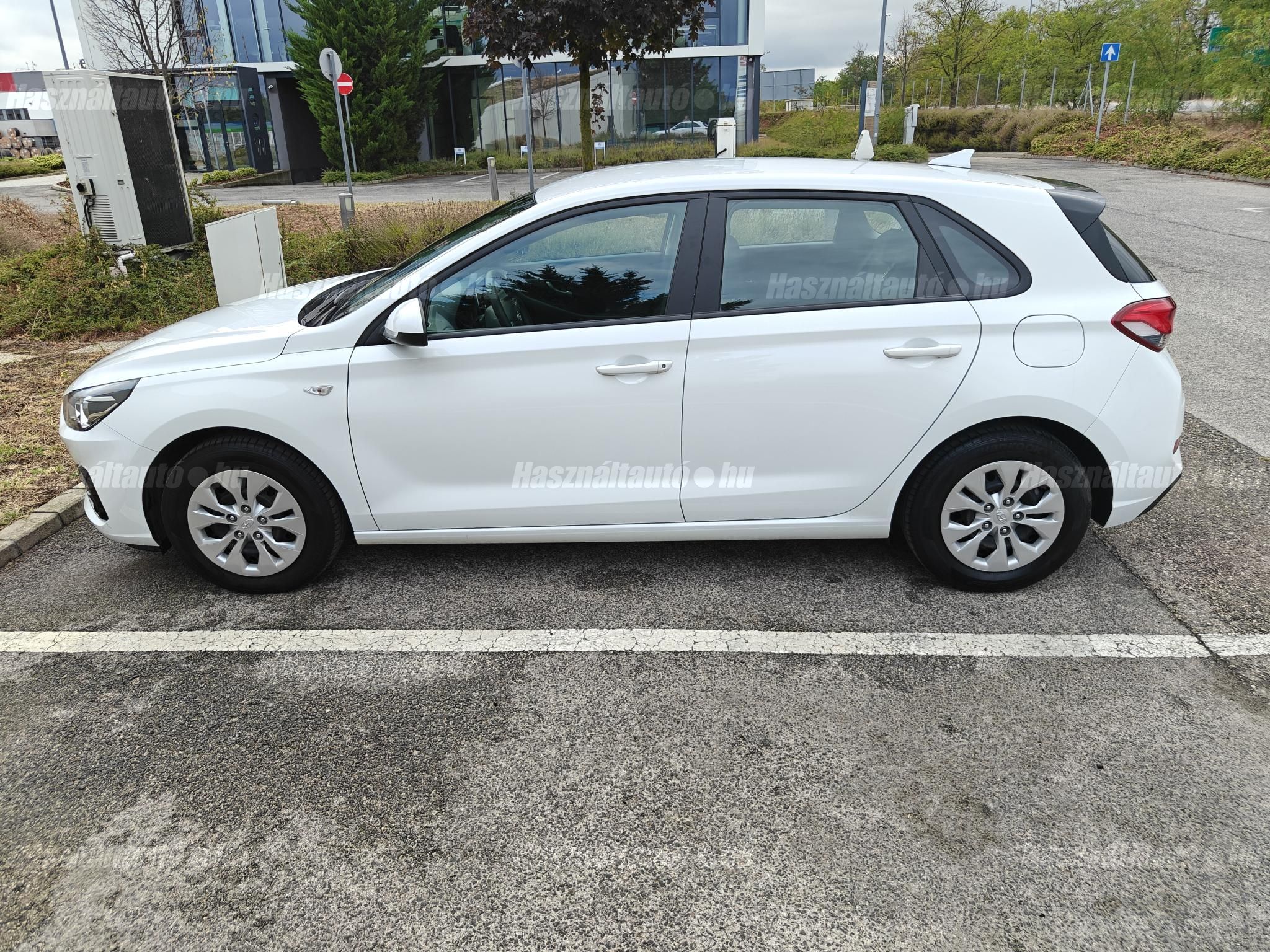 HYUNDAI I30 2021/3 - 1