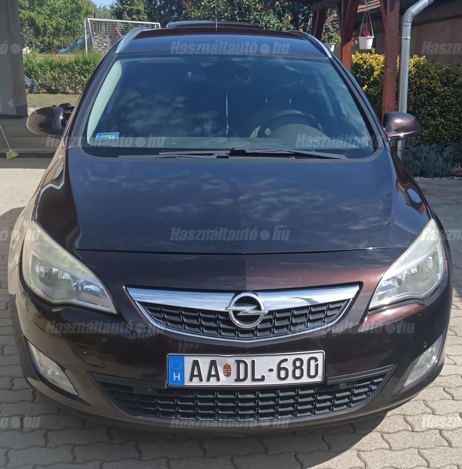OPEL ASTRA J 2011/11 - 1