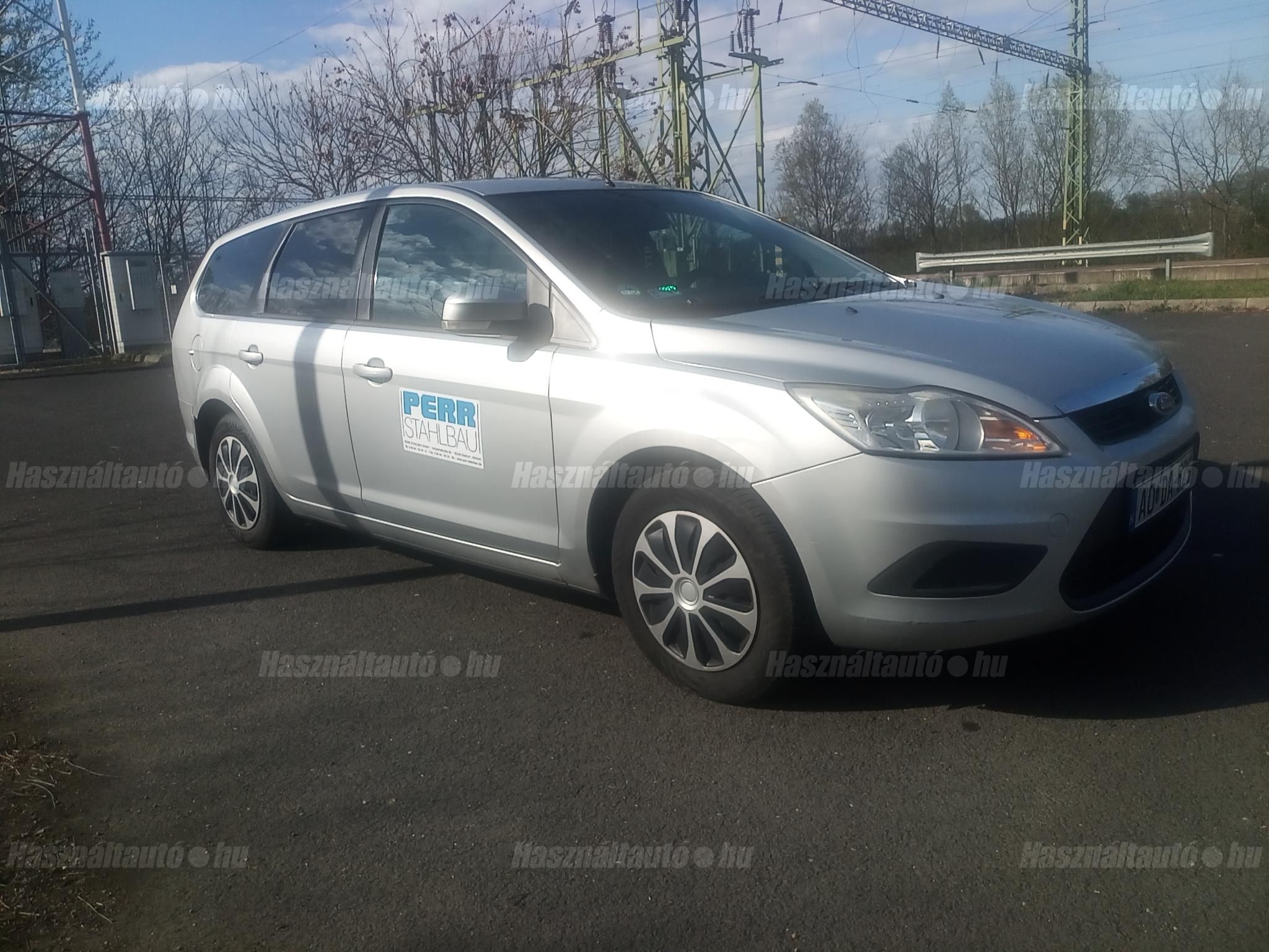 FORD FOCUS 2010/5 - 1
