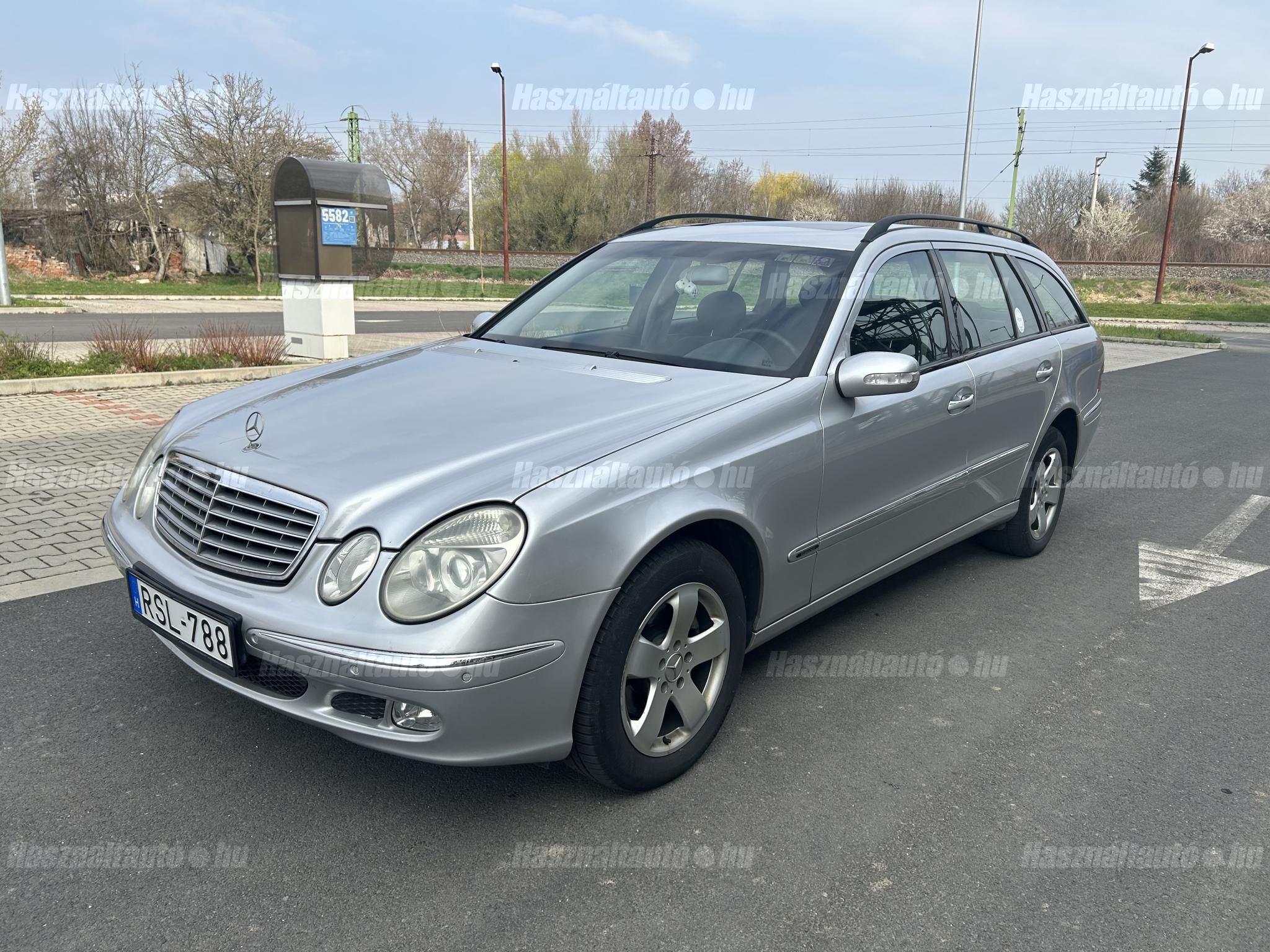 MERCEDES-BENZ E 270 2004/10 - 1