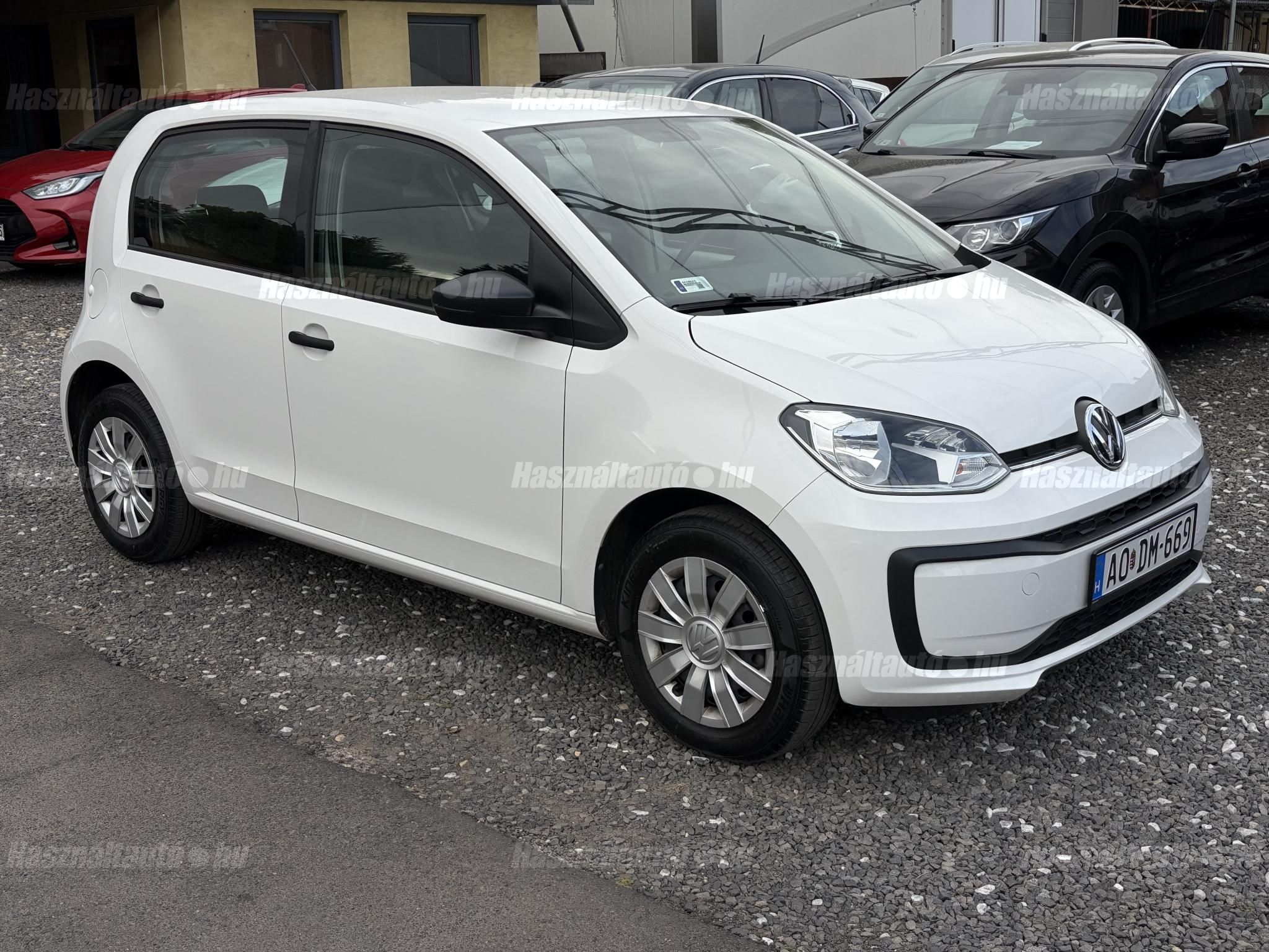 VOLKSWAGEN UP 2018 - 1