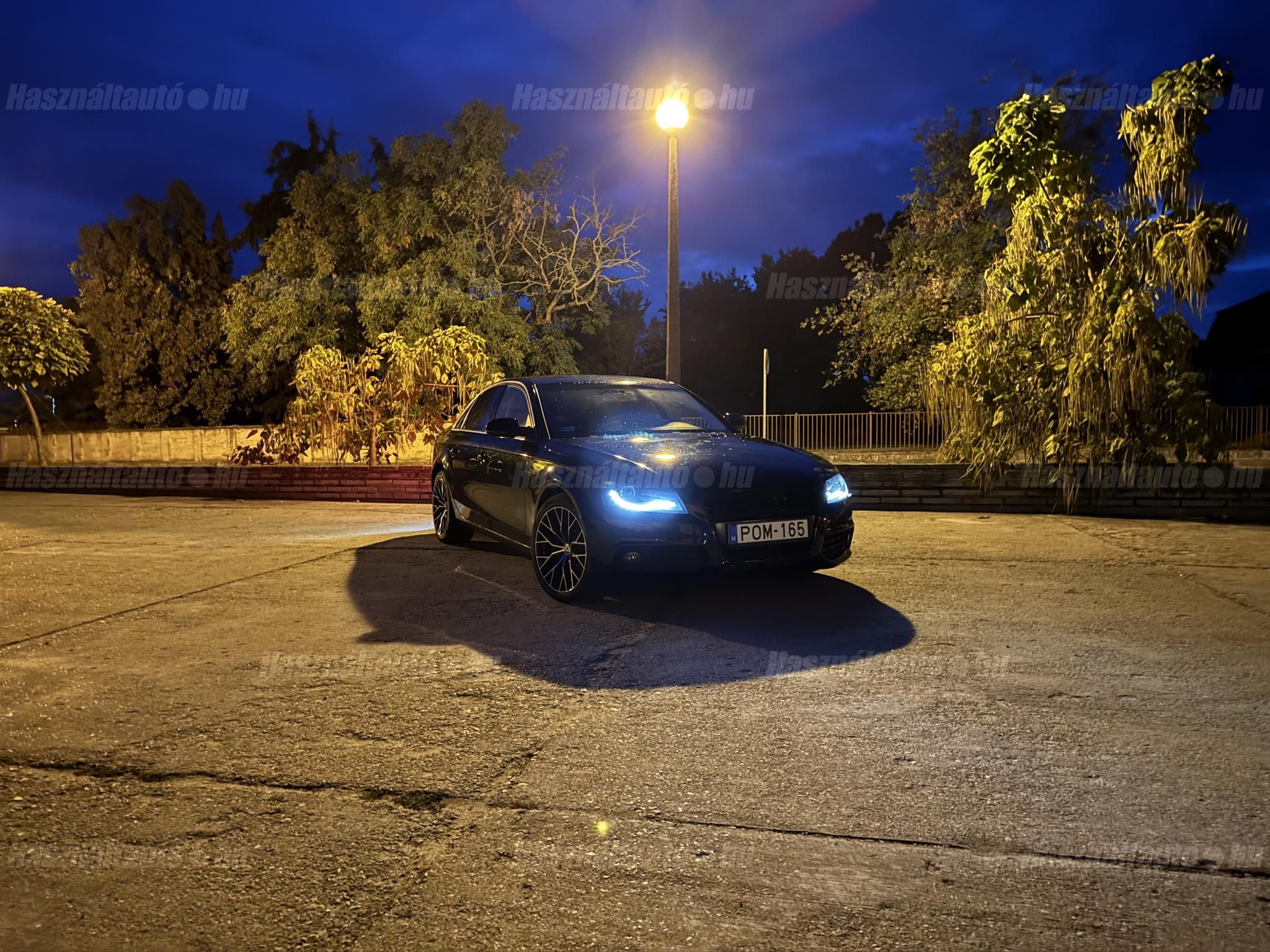 AUDI A4 2009/9 - 1