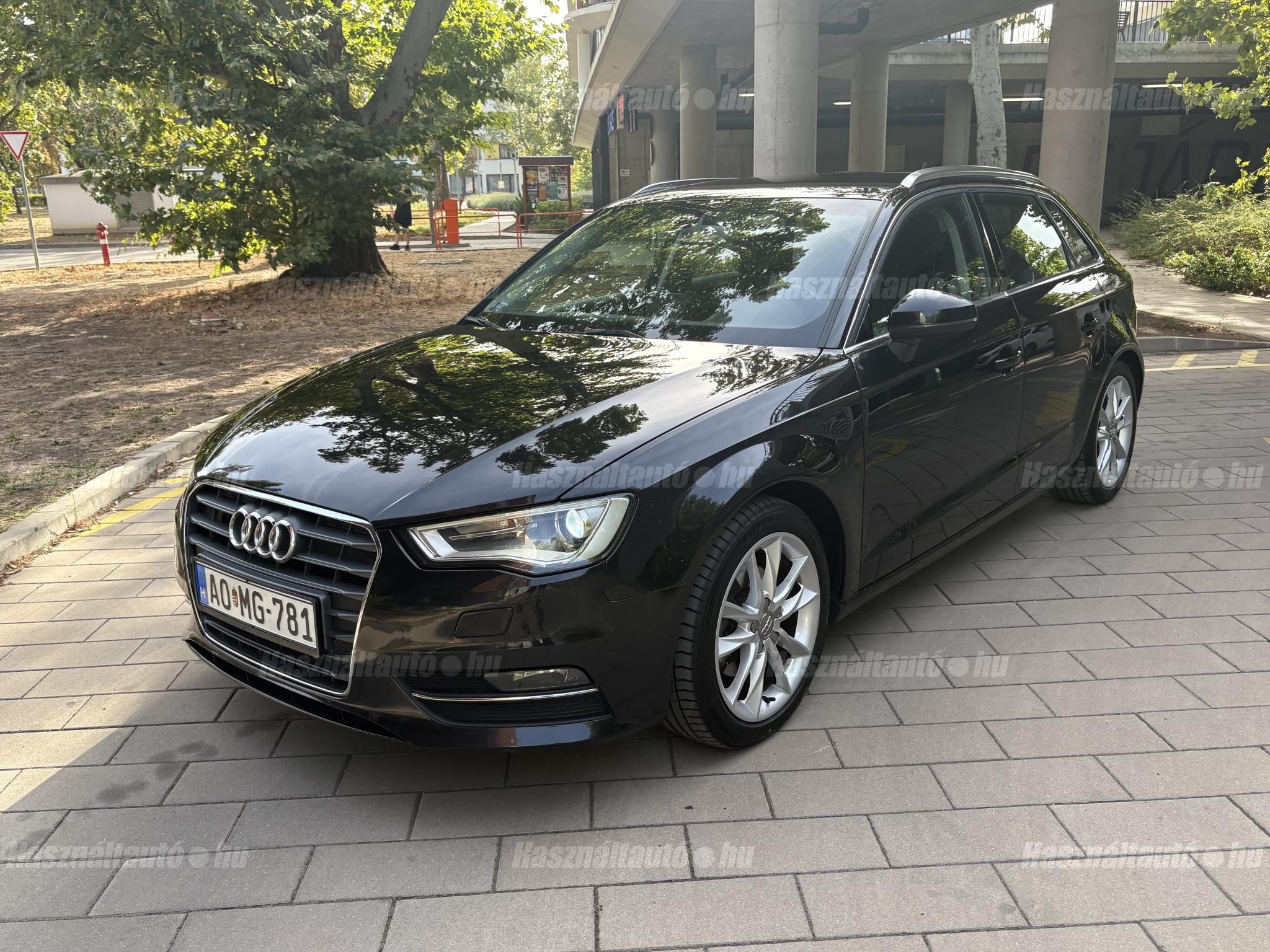 AUDI A3 2013/11 - 1