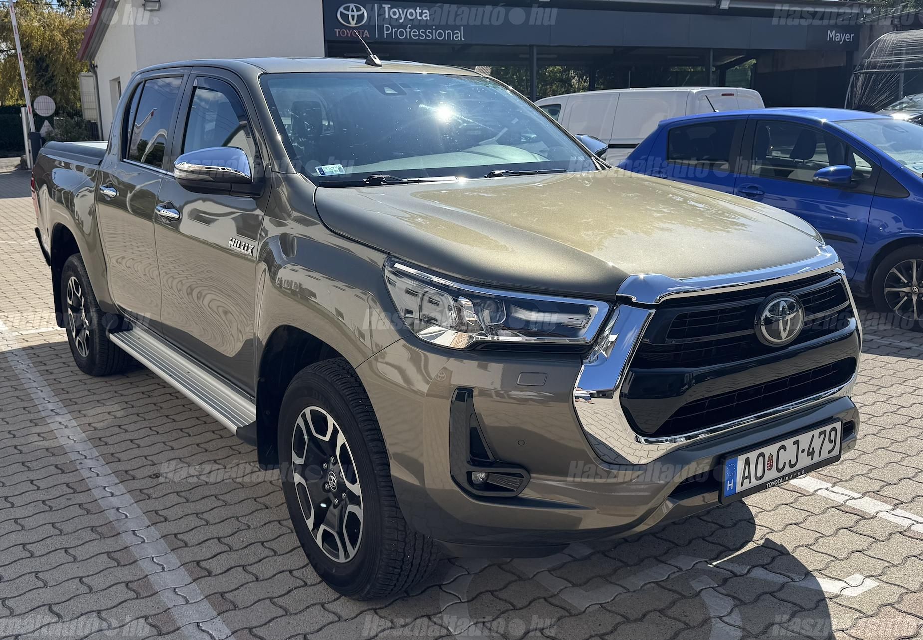 TOYOTA HILUX 2021/8 - 1