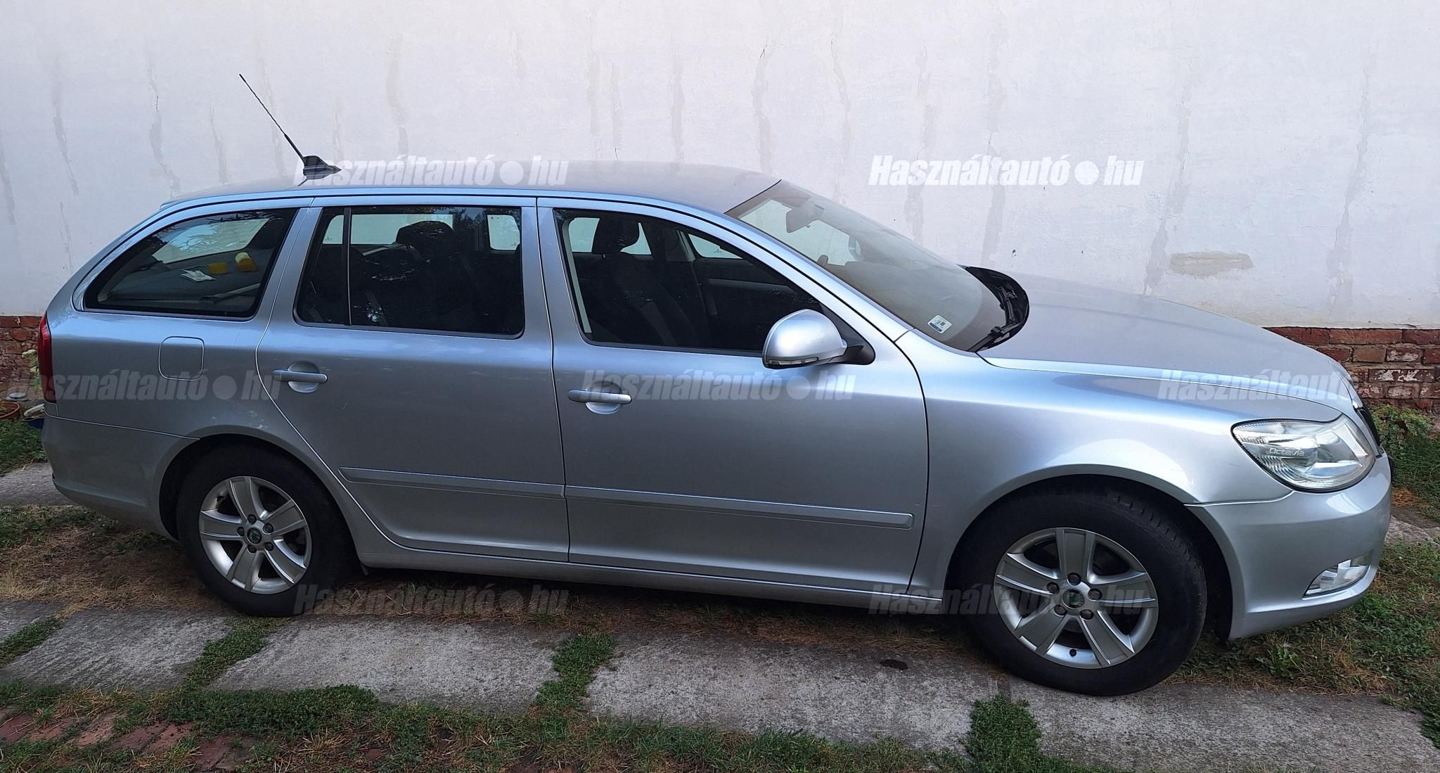 SKODA OCTAVIA 2010/12 - 1