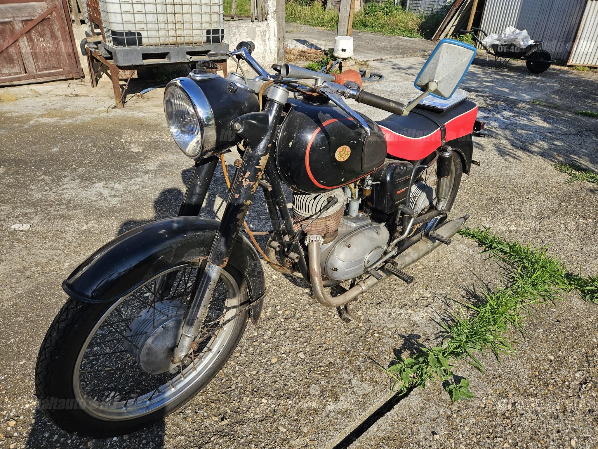PANNONIA T5 1968 - 1