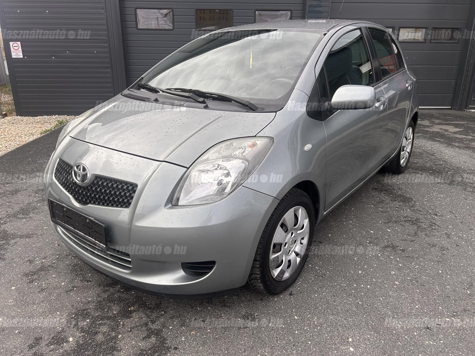 TOYOTA YARIS 2008/3 - 1