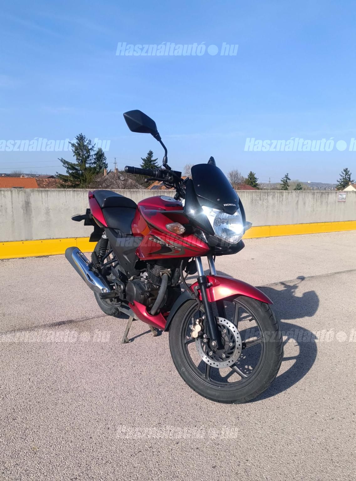 HONDA CBF 125 2014 - 1