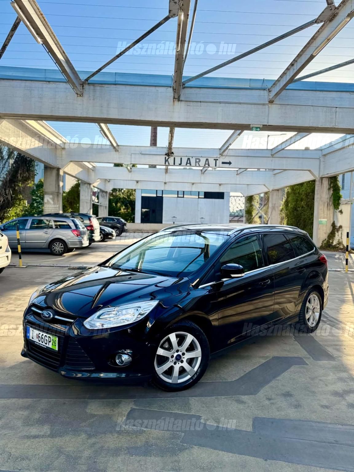 FORD FOCUS 2013/5 - 1