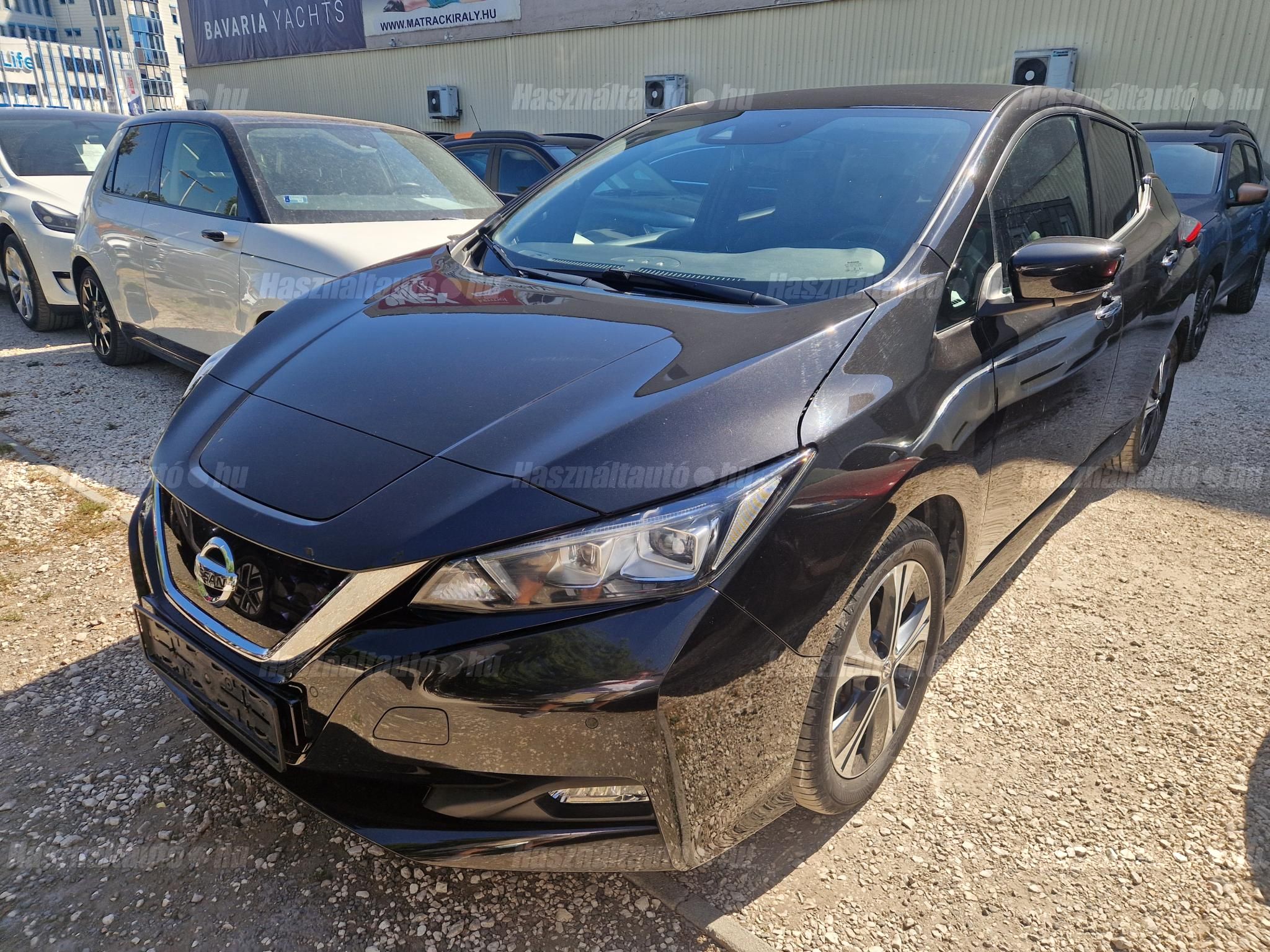 NISSAN LEAF 2021/4 - 1