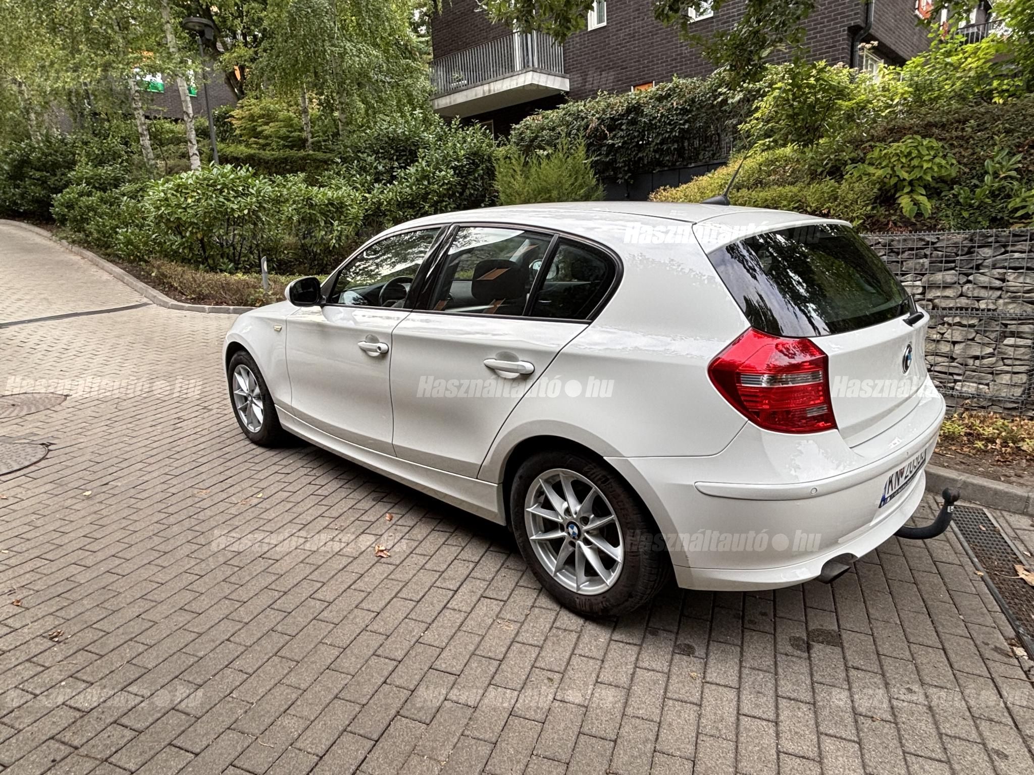 BMW 1-ES SOROZAT 2011/10 - 1