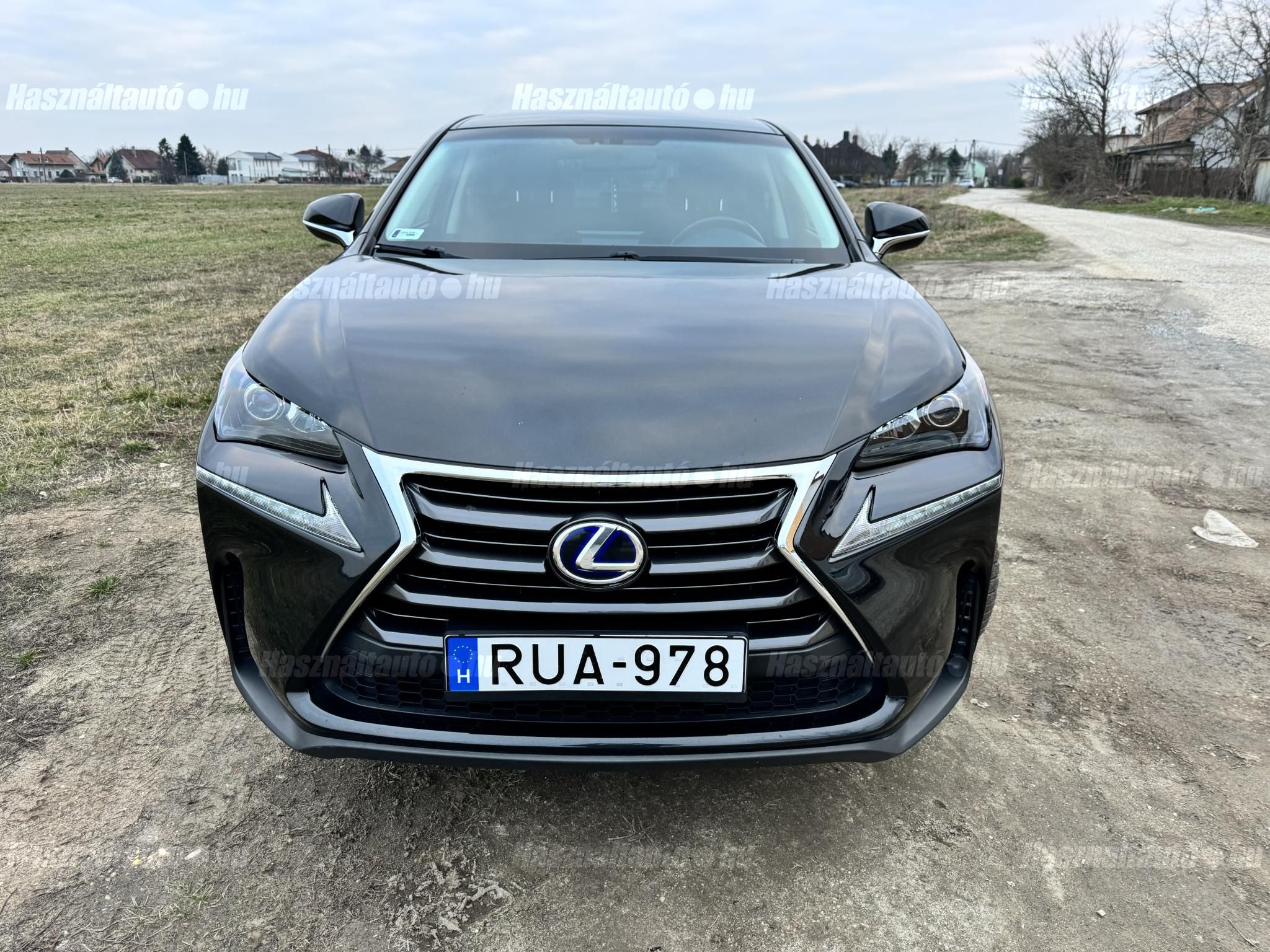 LEXUS NX 2016 - 1
