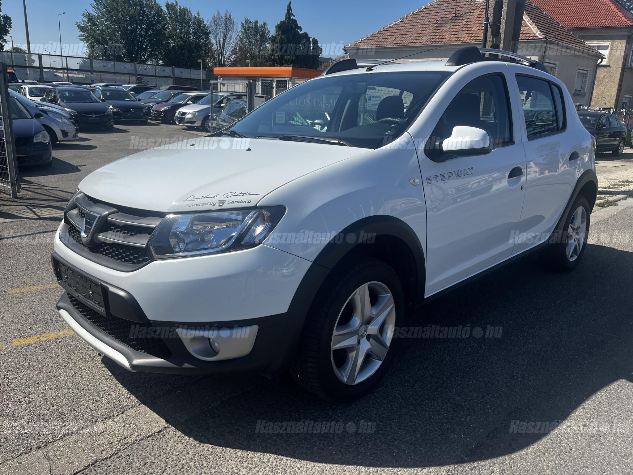 DACIA SANDERO 2014/12 - 1