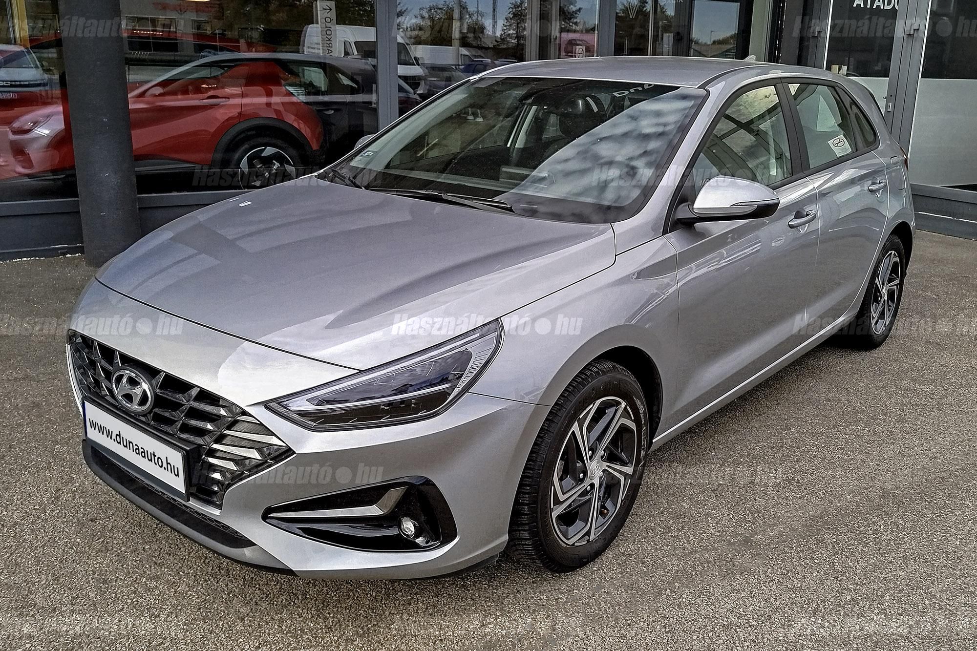 HYUNDAI I30 2022/6 - 1