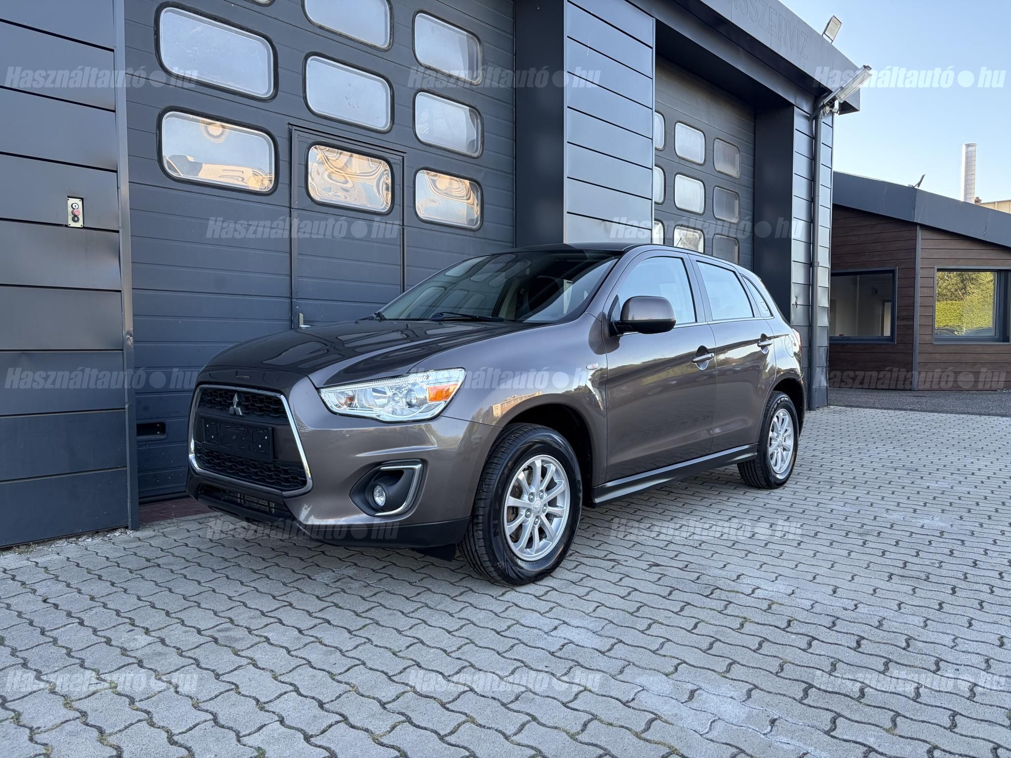 MITSUBISHI ASX 2015/8 - 1