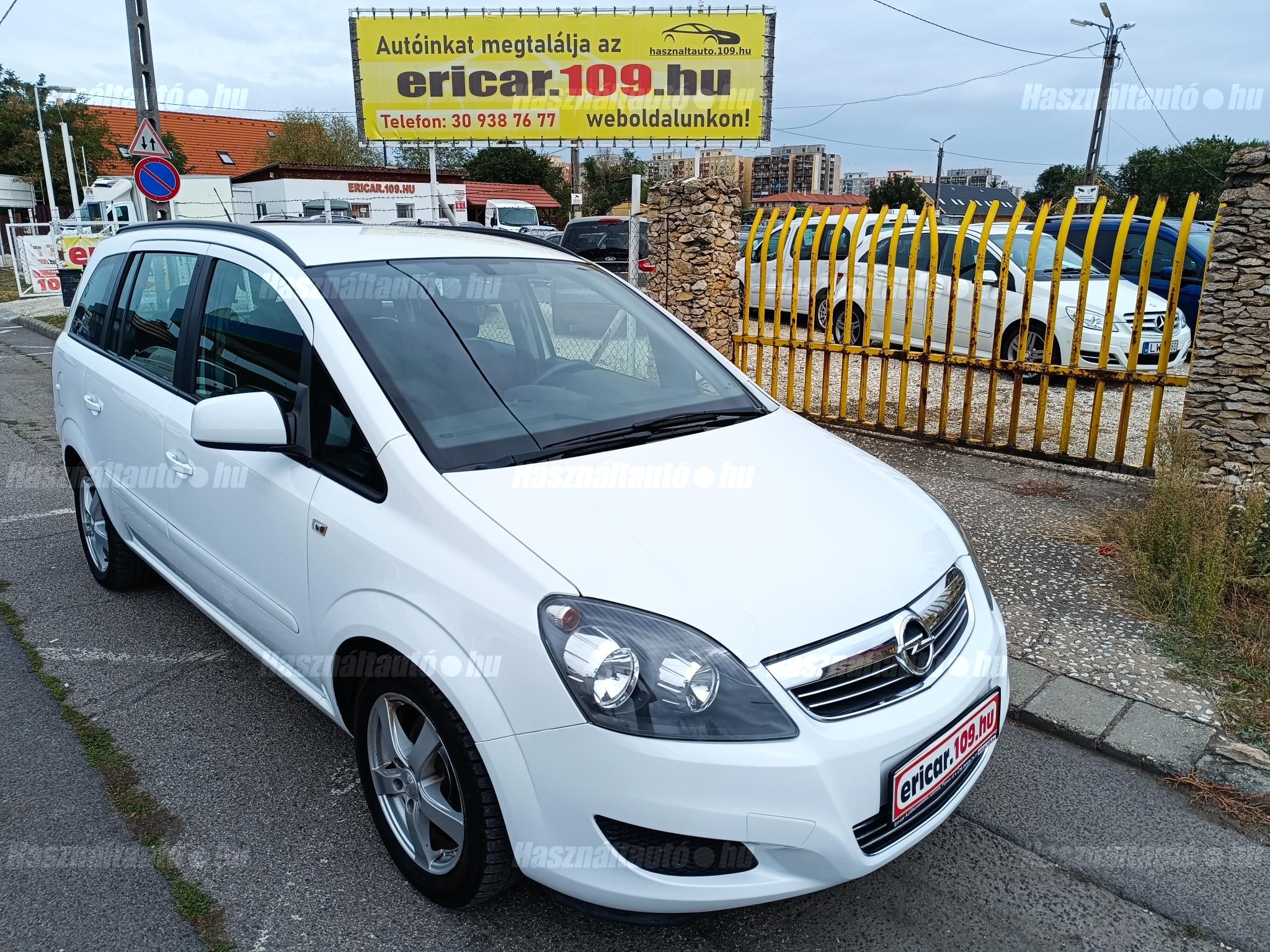 OPEL ZAFIRA B 2014/7 - 1