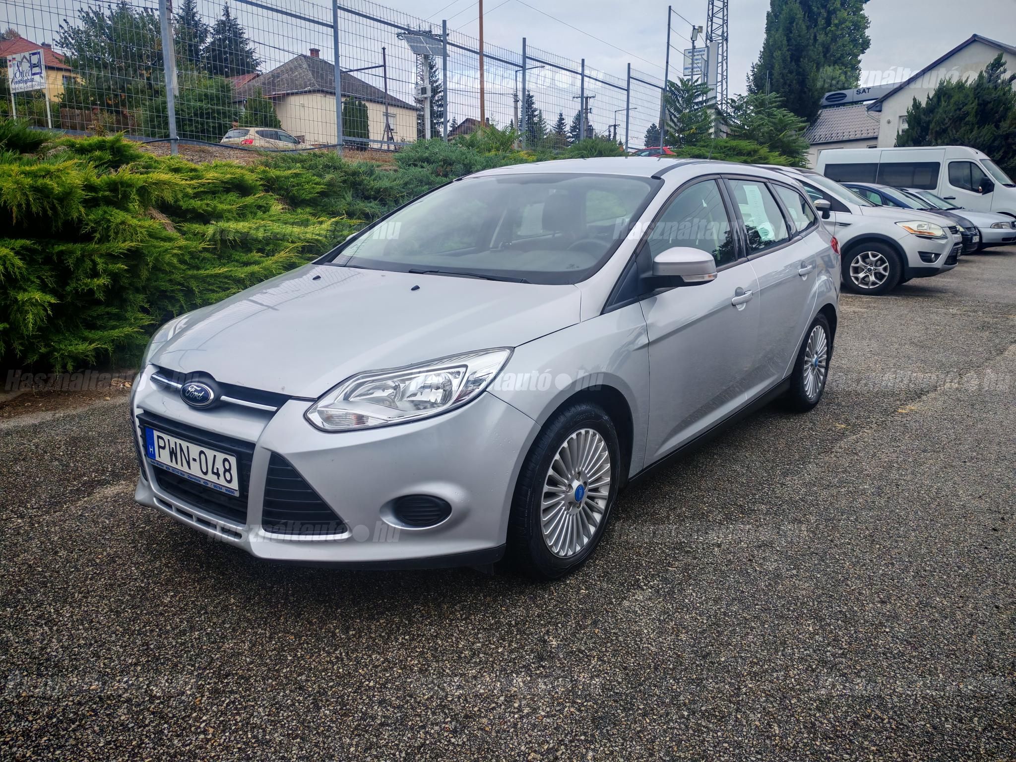 FORD FOCUS 2013/8 - 1