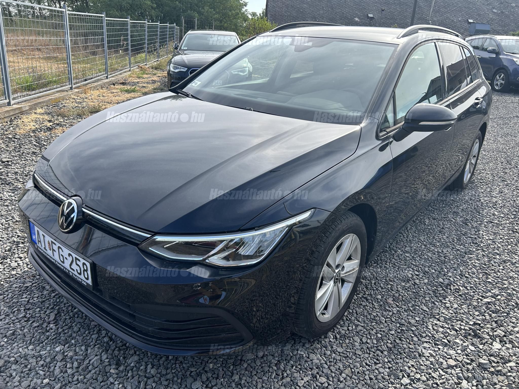 VOLKSWAGEN GOLF 2022/1 - 1