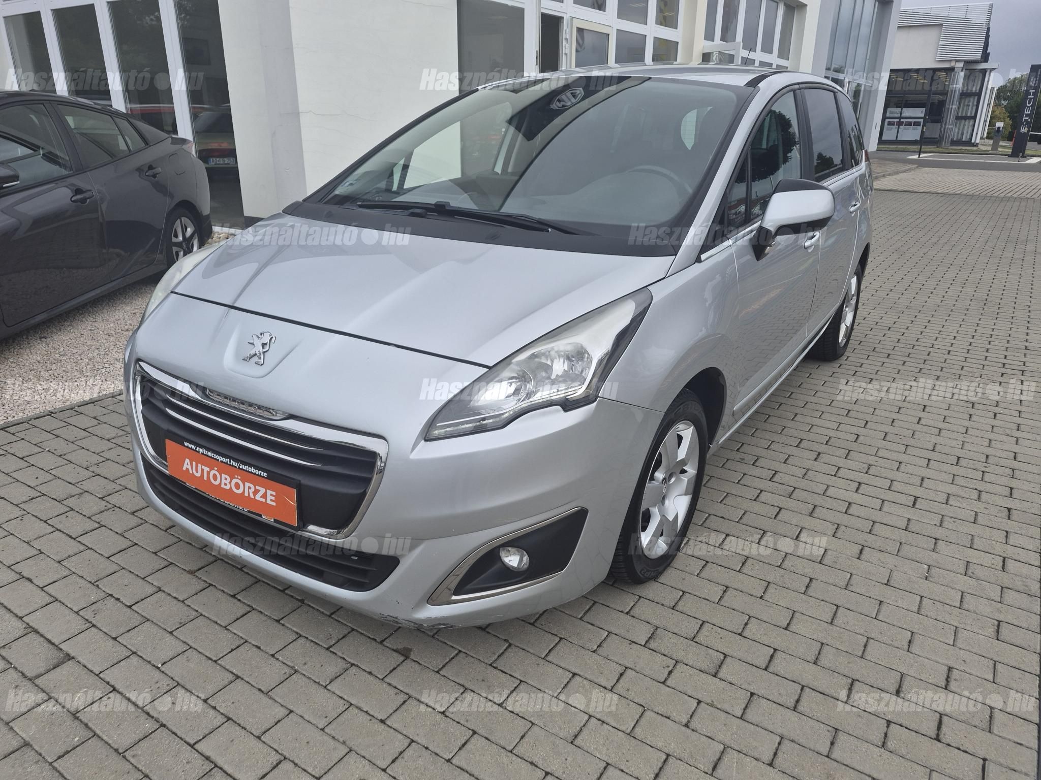 PEUGEOT 5008 2015/12 - 1