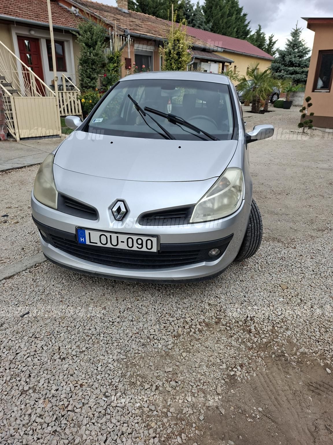 RENAULT CLIO 2008 - 1