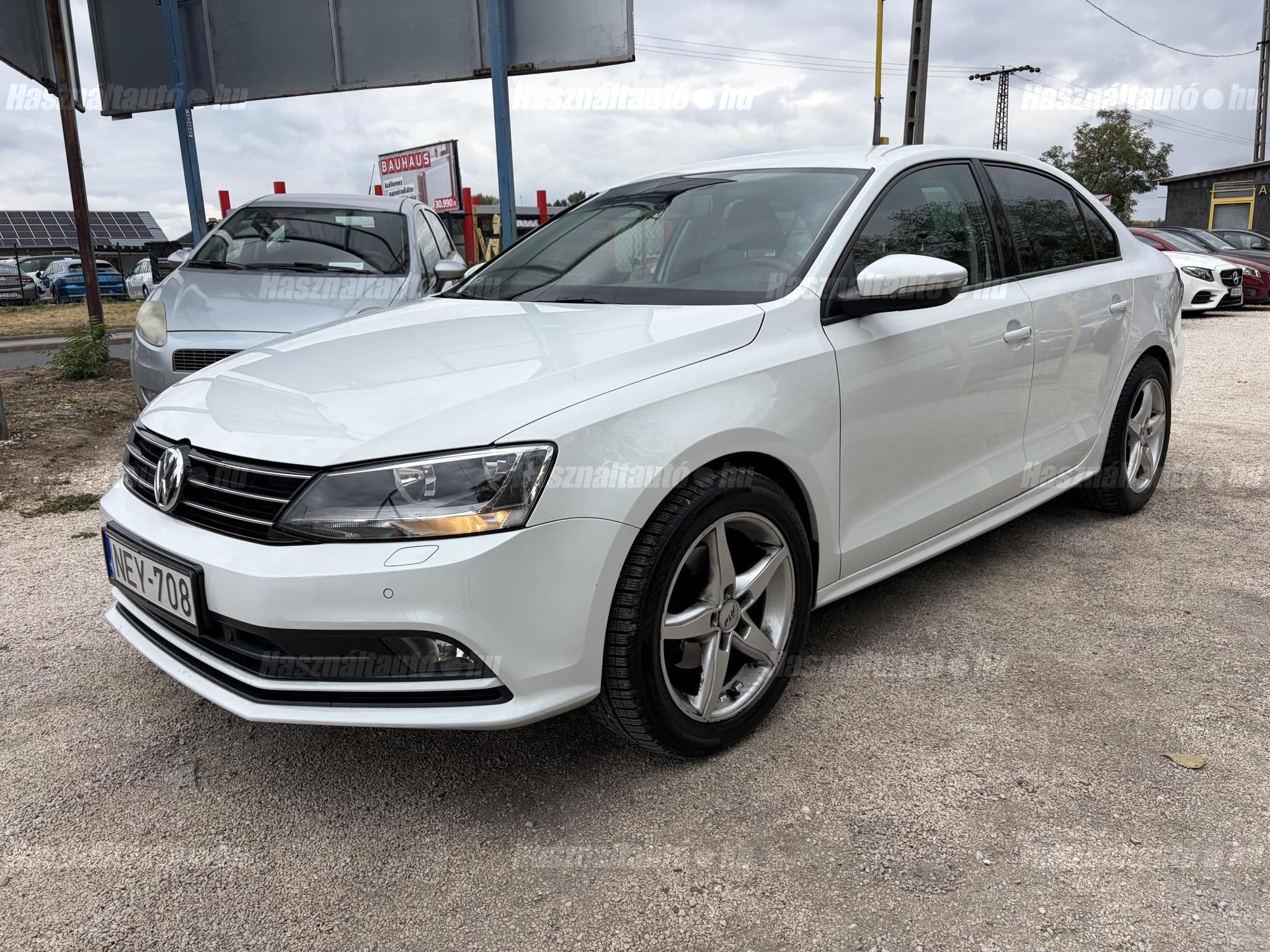 VOLKSWAGEN JETTA 2015/7 - 1
